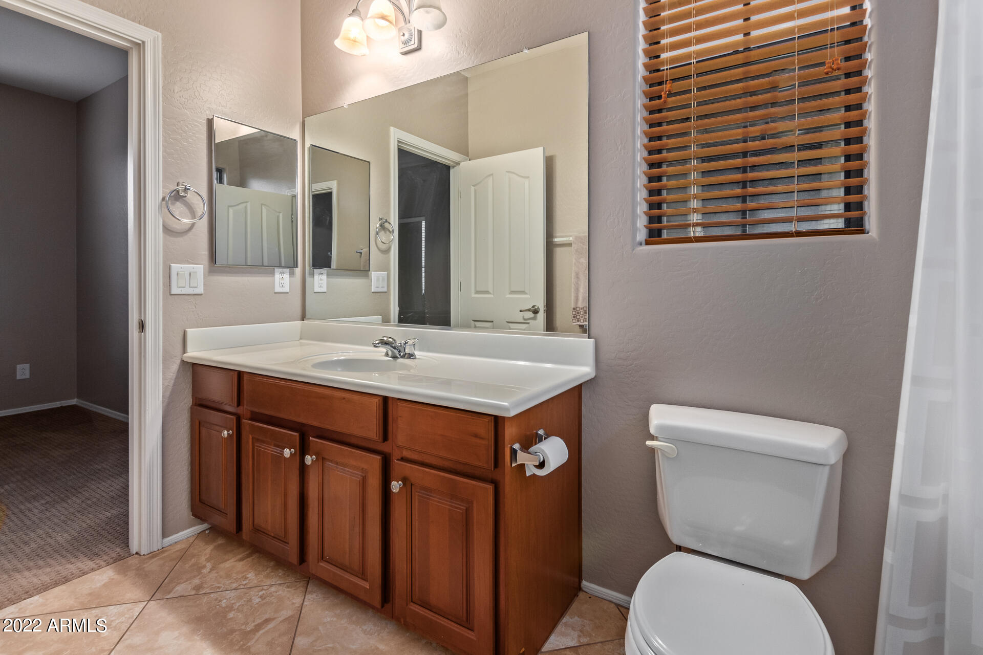 2318 W SLEEPY RANCH Road