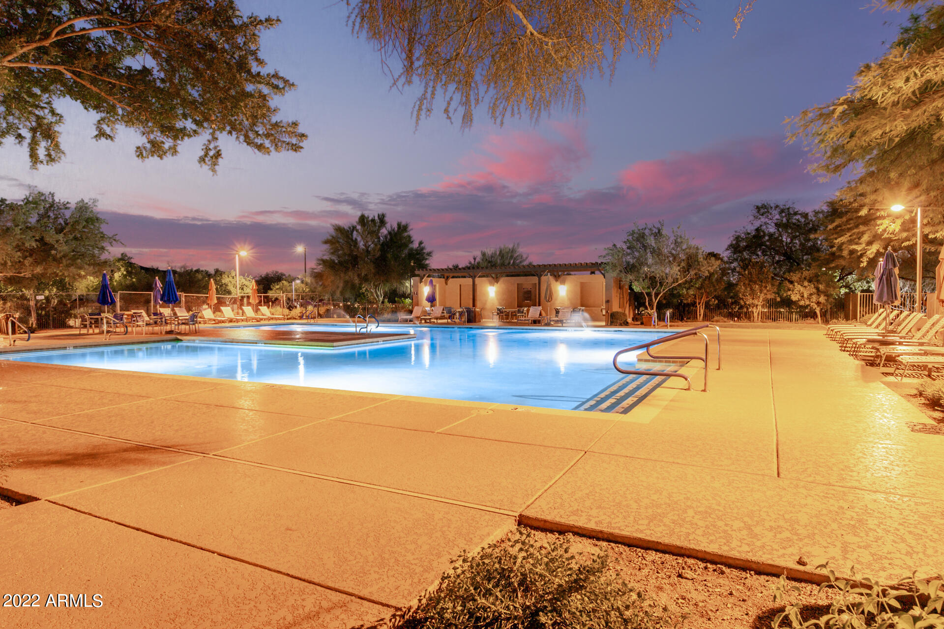 2318 W SLEEPY RANCH Road