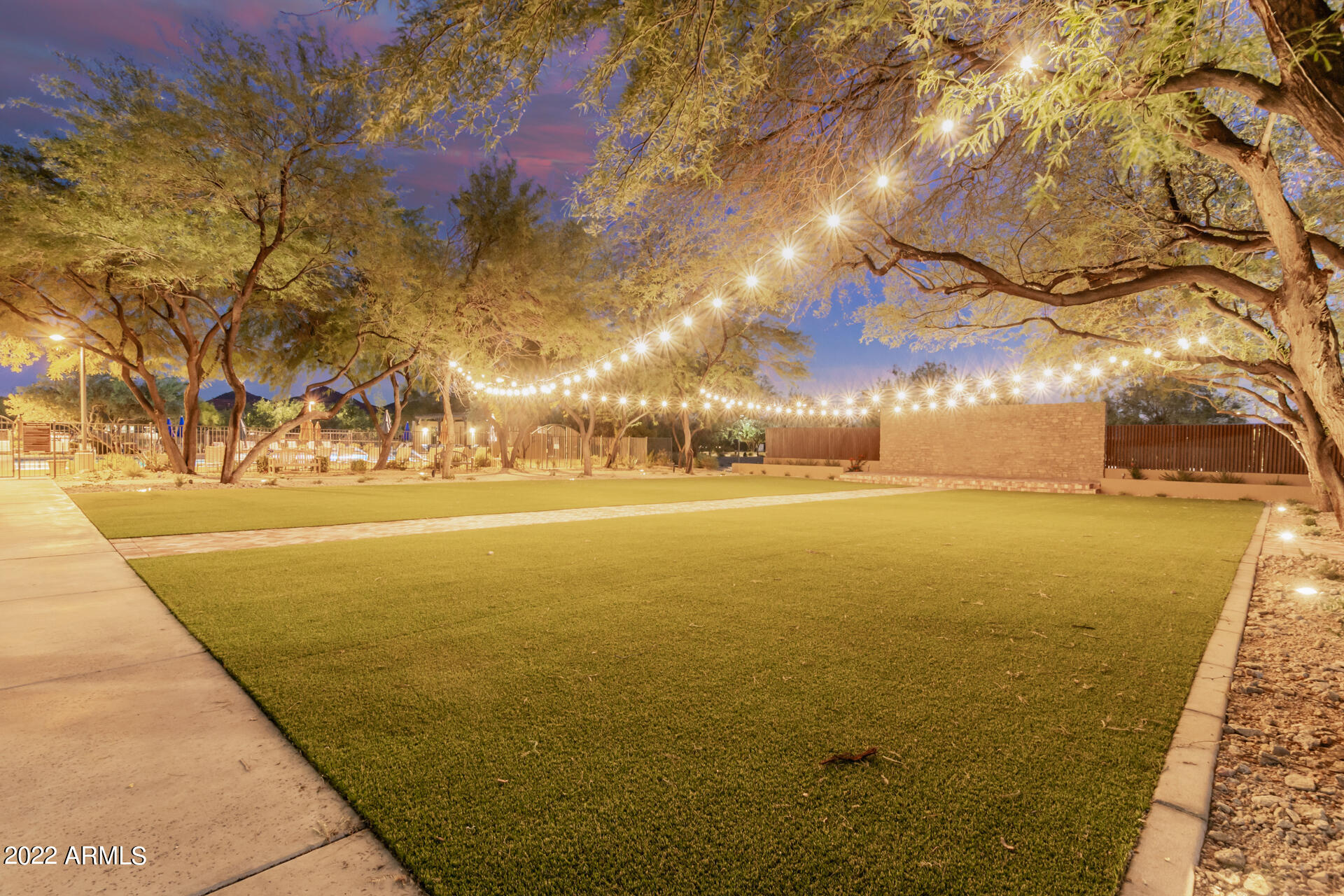 2318 W SLEEPY RANCH Road