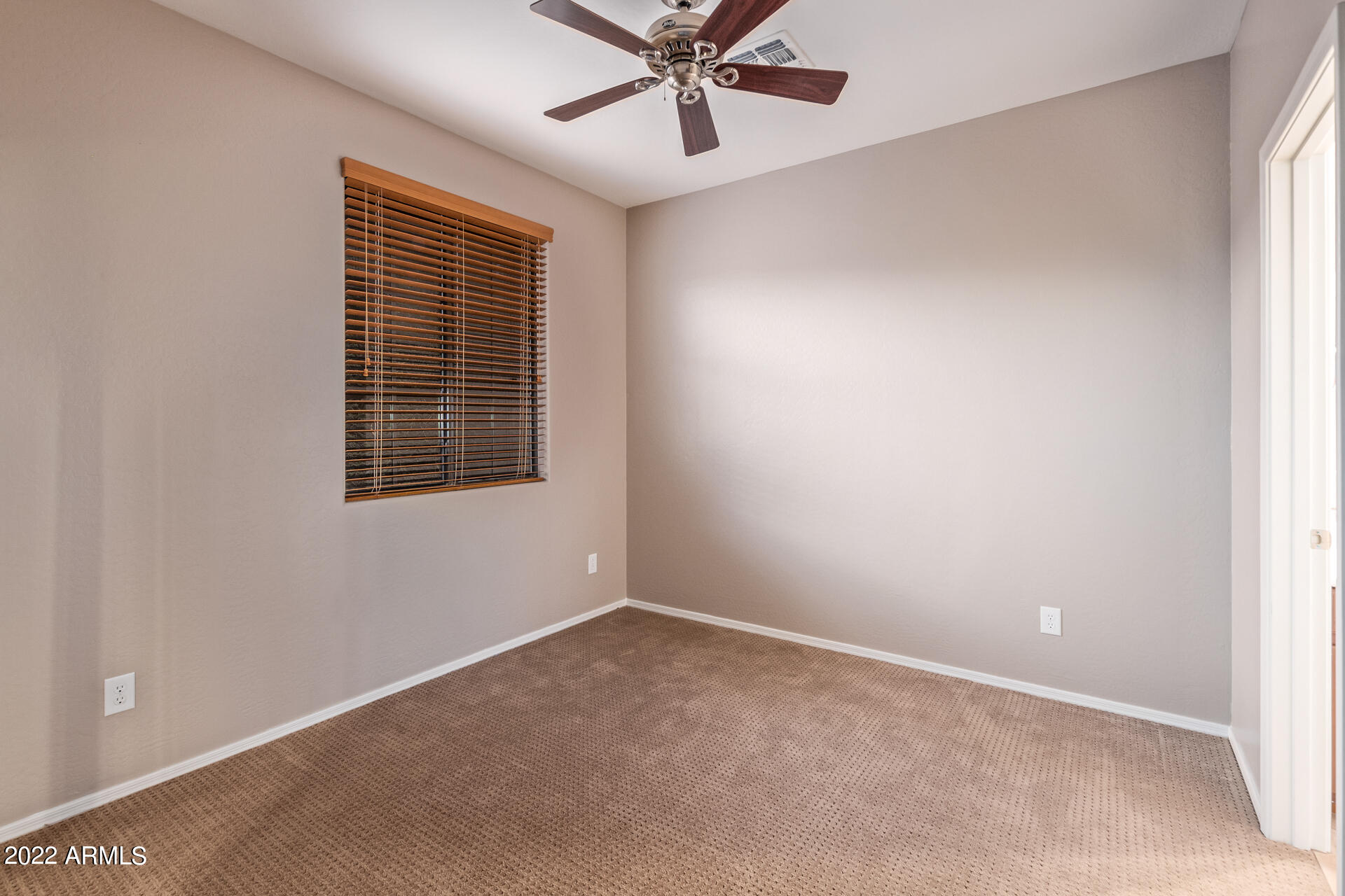 2318 W SLEEPY RANCH Road