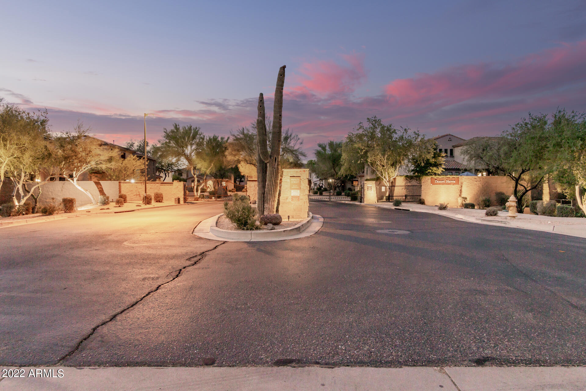 2318 W SLEEPY RANCH Road