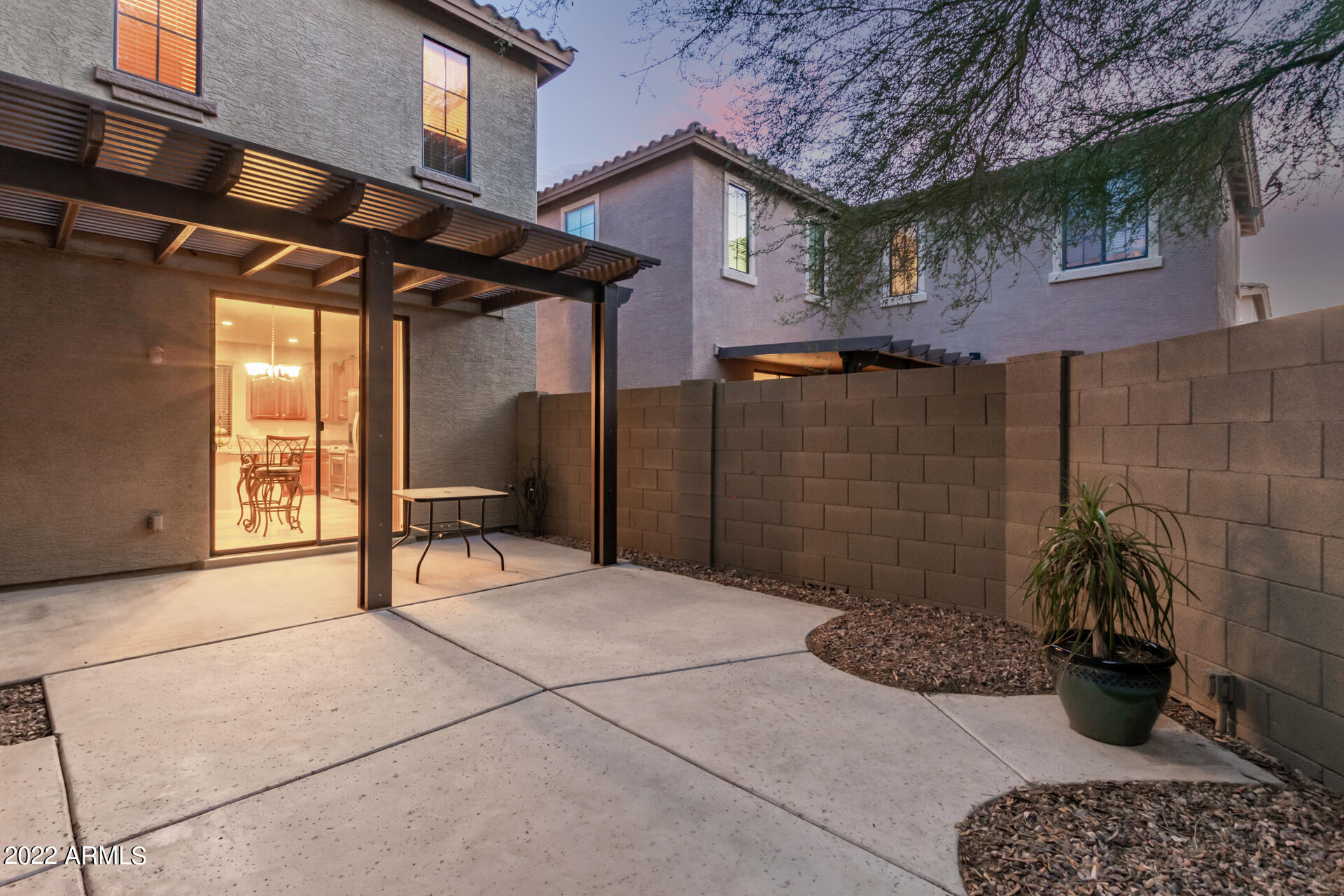 2318 W SLEEPY RANCH Road