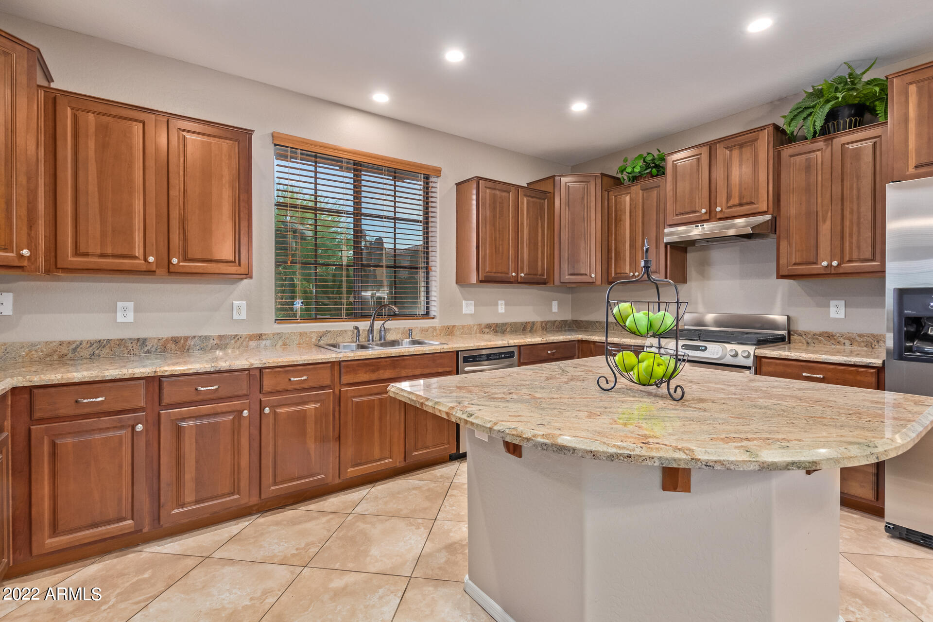 2318 W SLEEPY RANCH Road