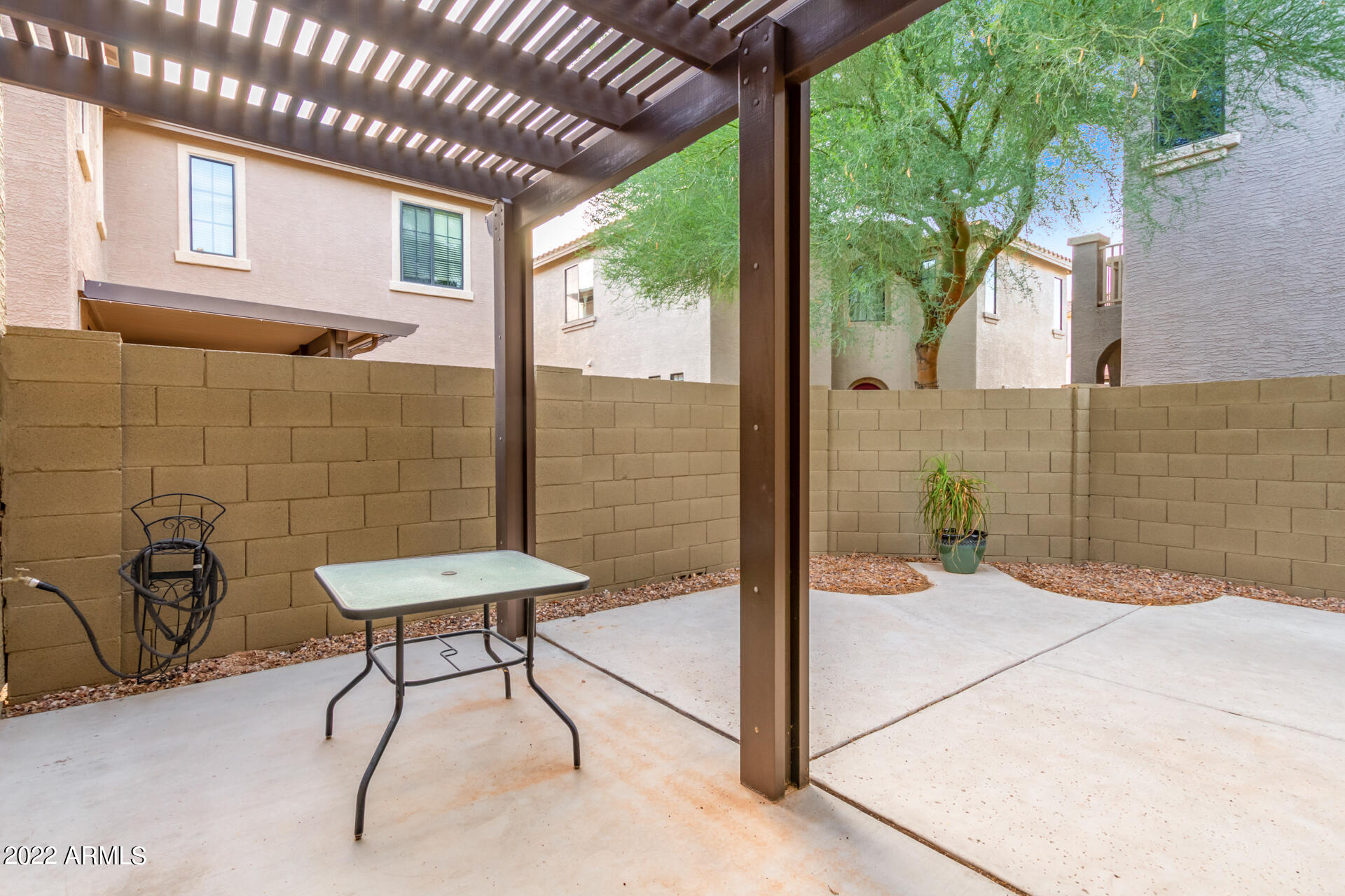 2318 W SLEEPY RANCH Road