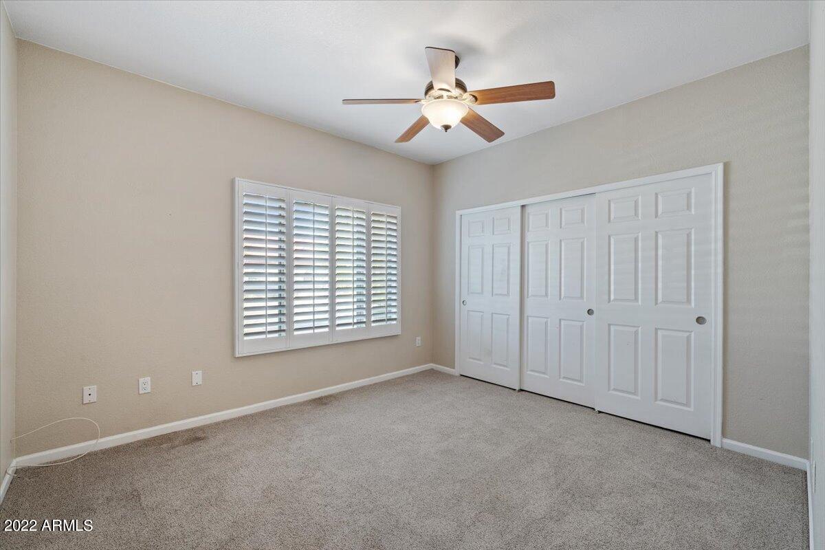4153 W KENT Drive