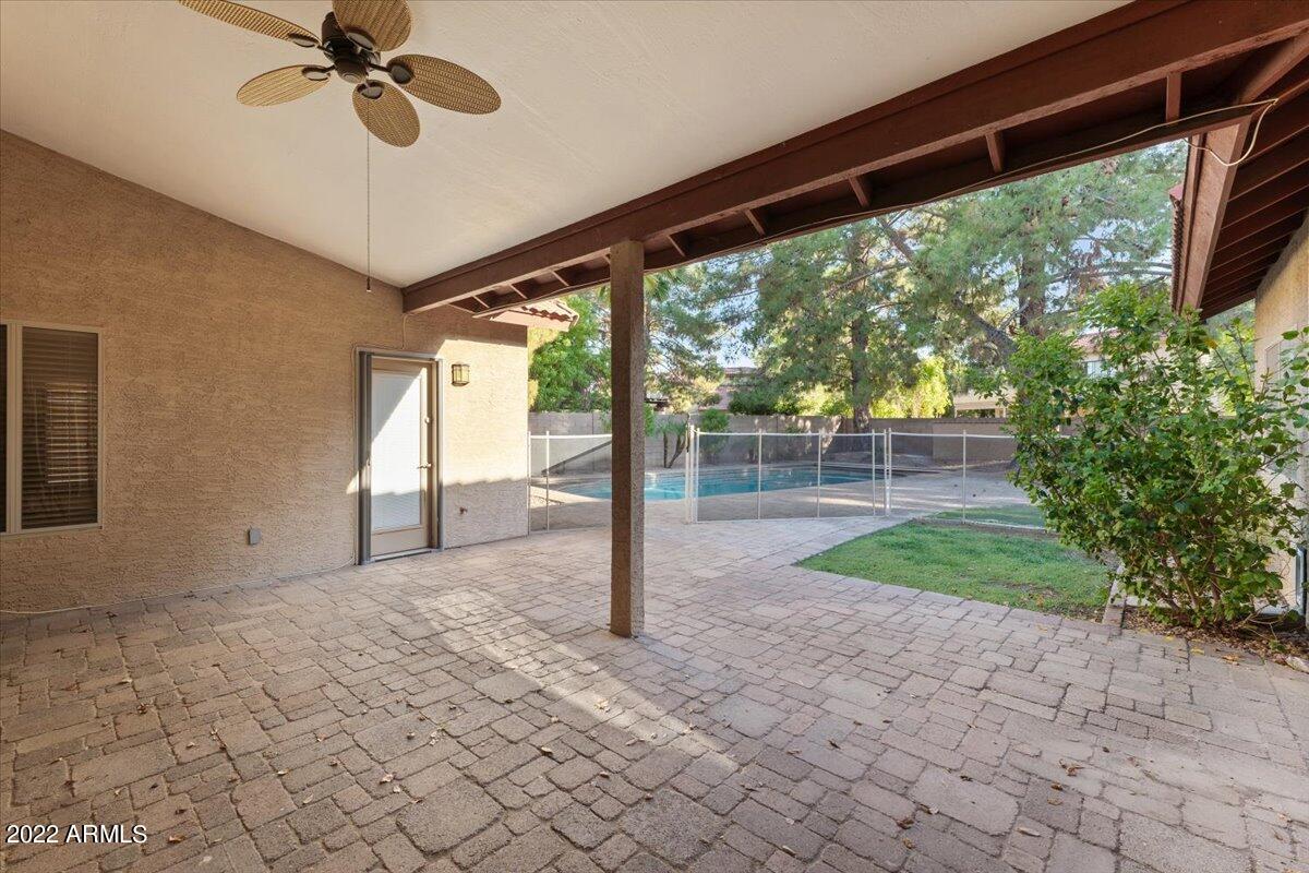 4153 W KENT Drive