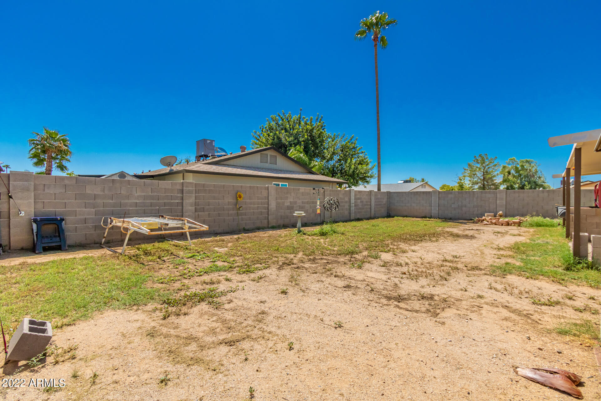 4817 W PARADISE Lane