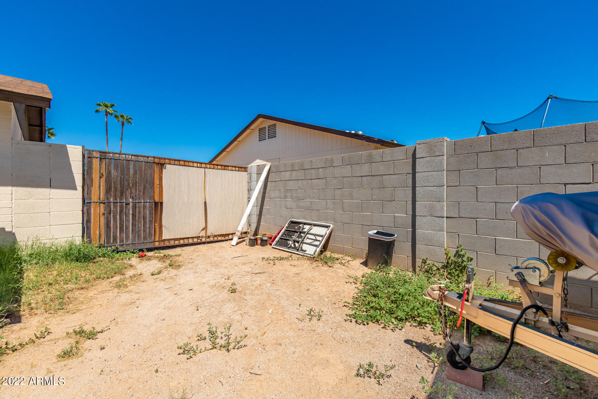 4817 W PARADISE Lane