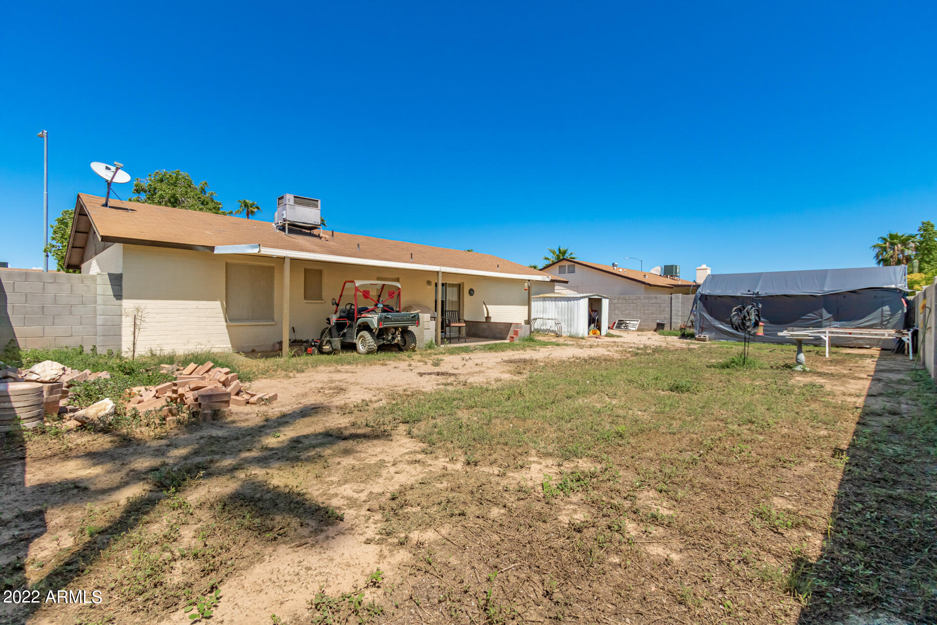 4817 W PARADISE Lane