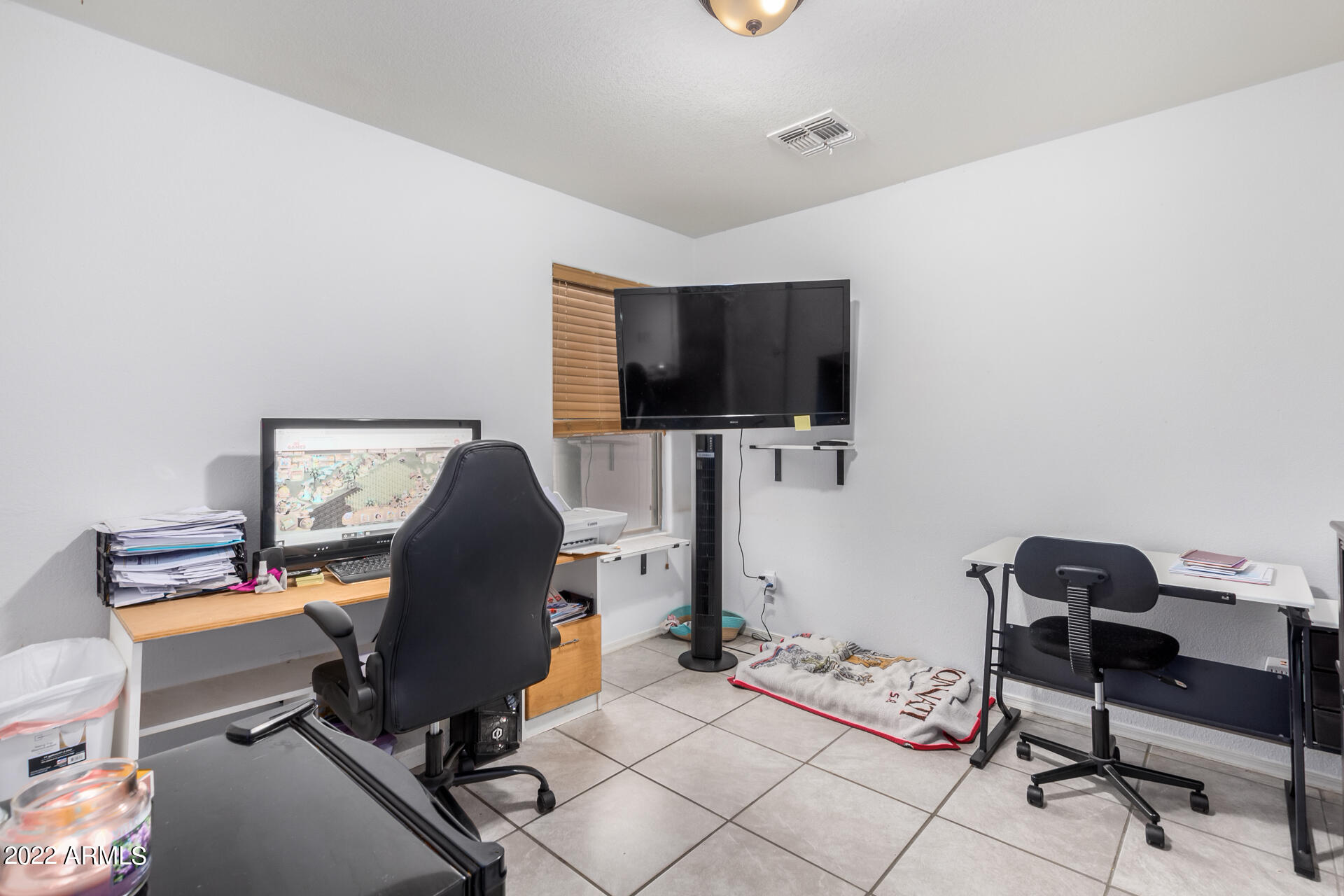 18530 W LEGEND Drive