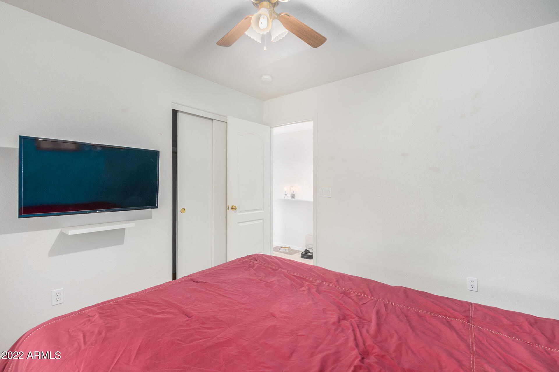 18530 W LEGEND Drive