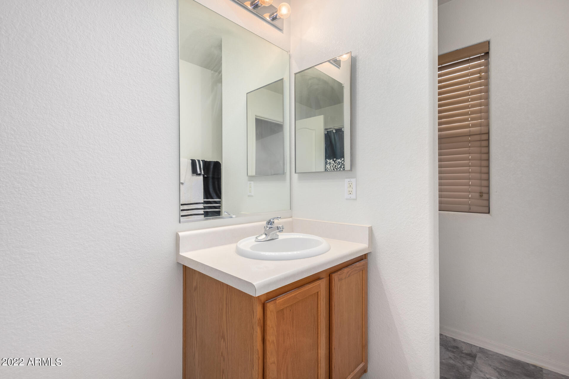 18530 W LEGEND Drive
