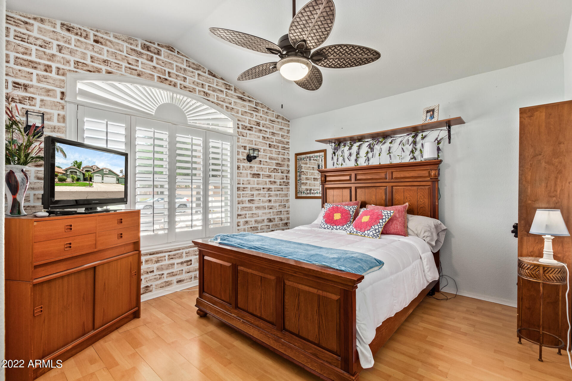 8767 W KAREN LEE Lane