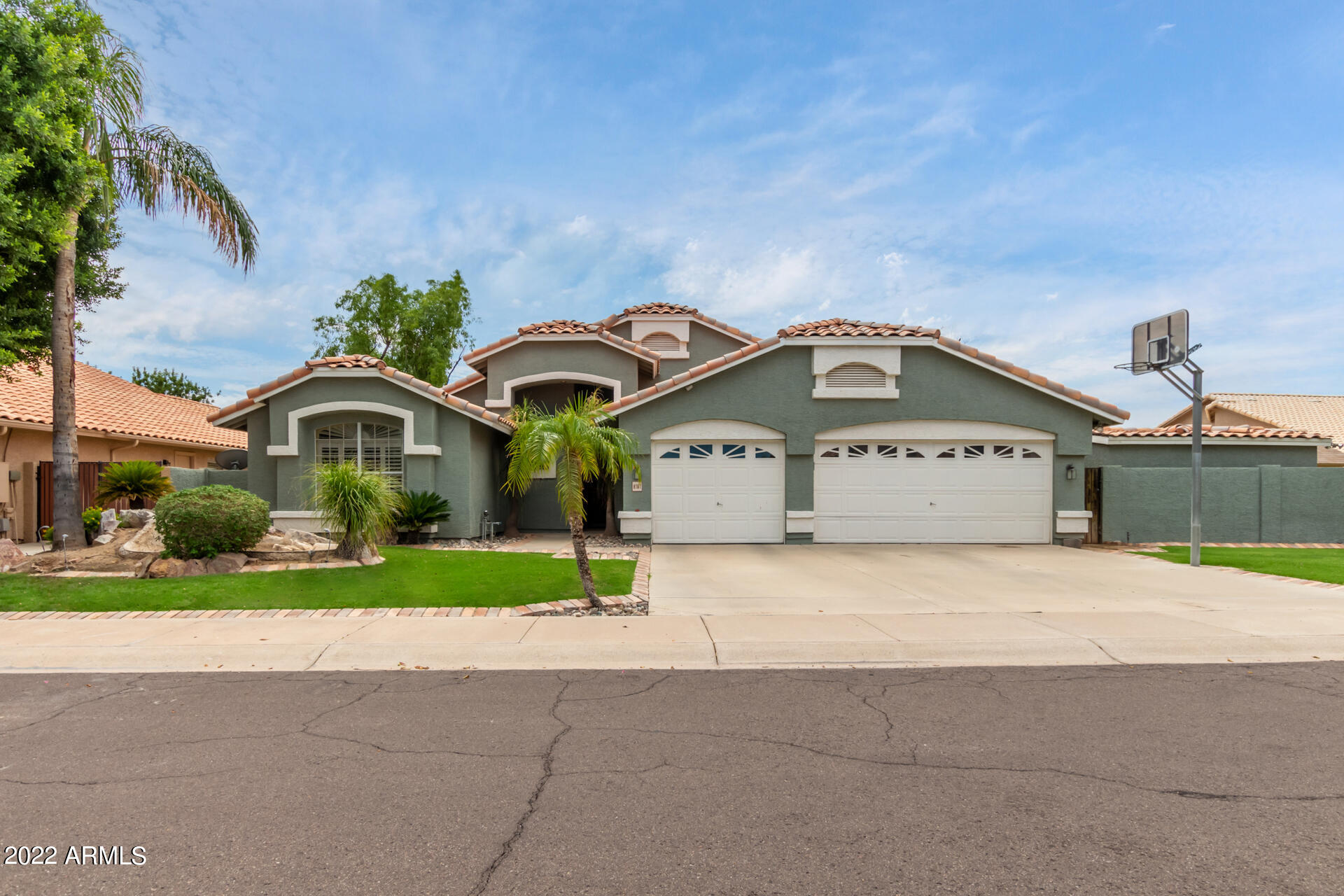 8767 W KAREN LEE Lane