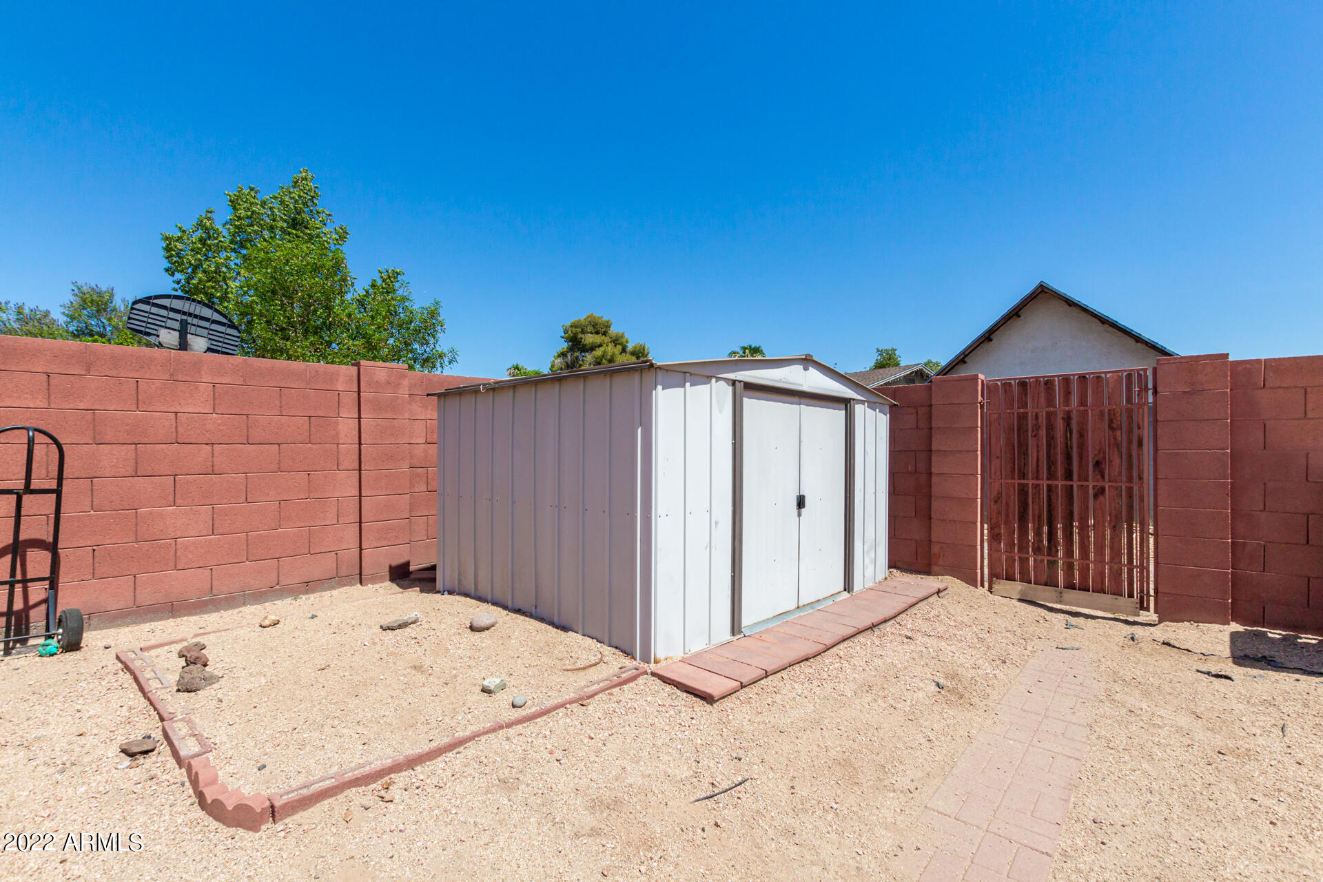 1609 N 54TH Lane