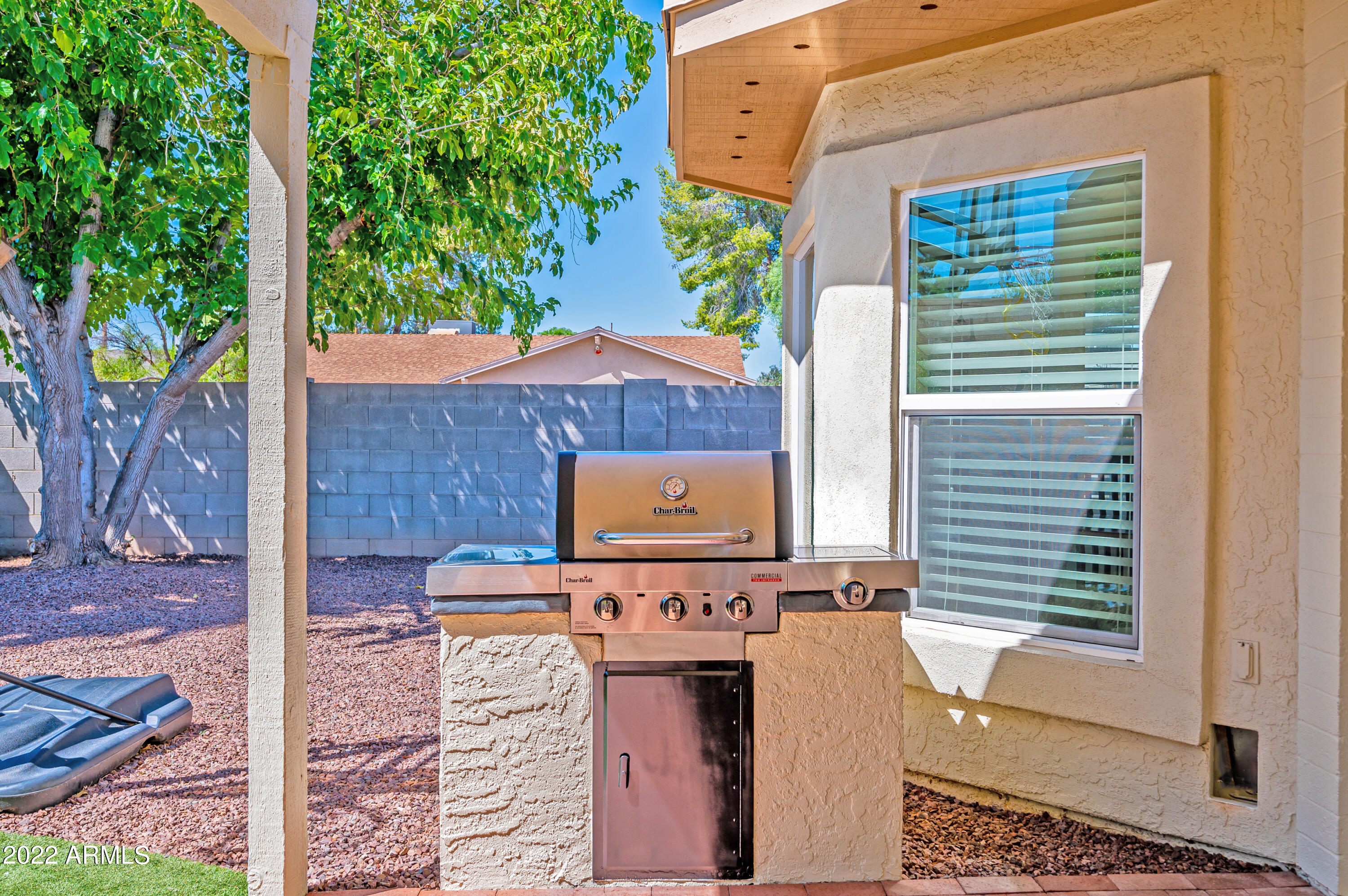3843 E Dahlia Drive