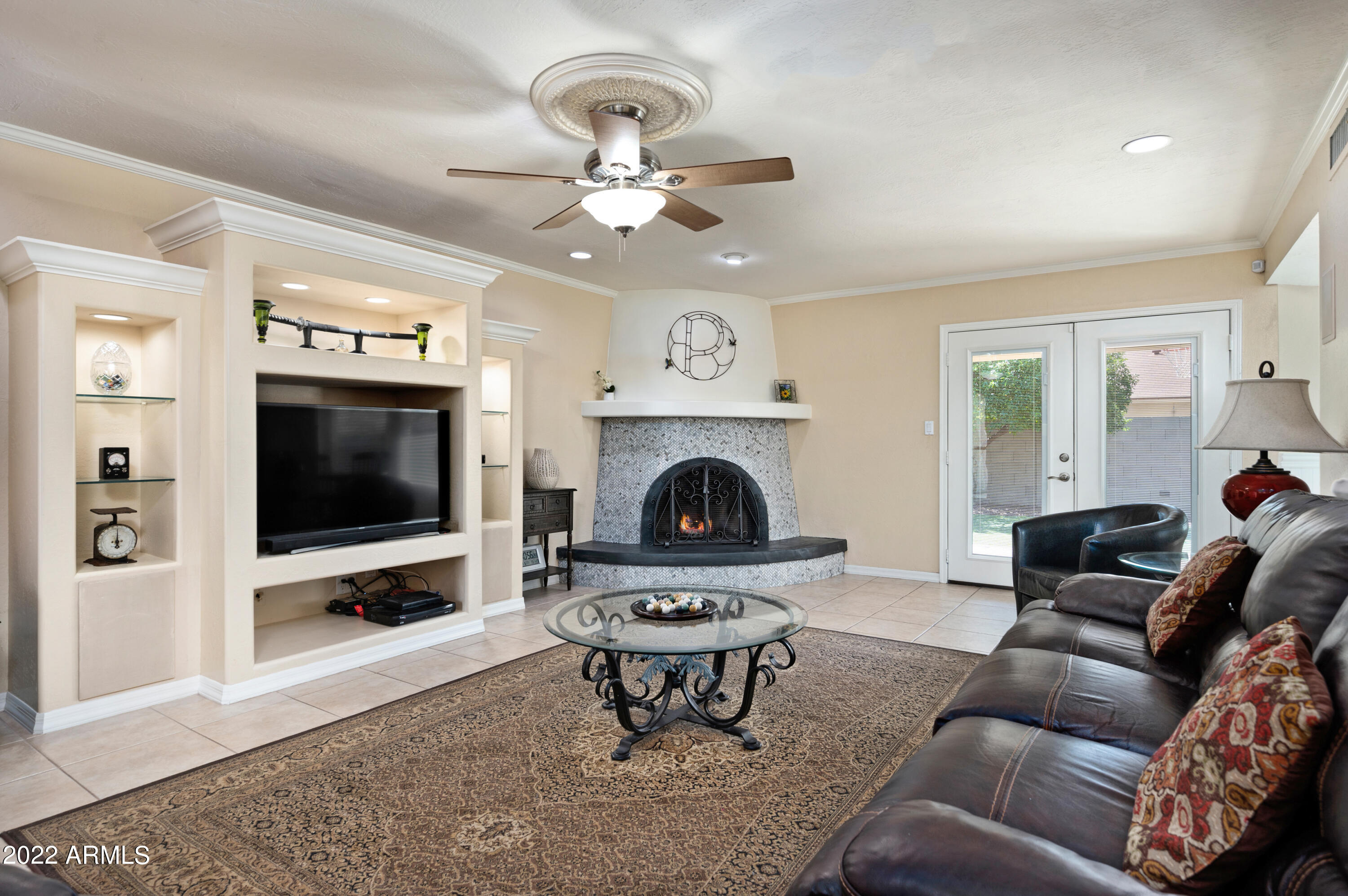 3843 E Dahlia Drive