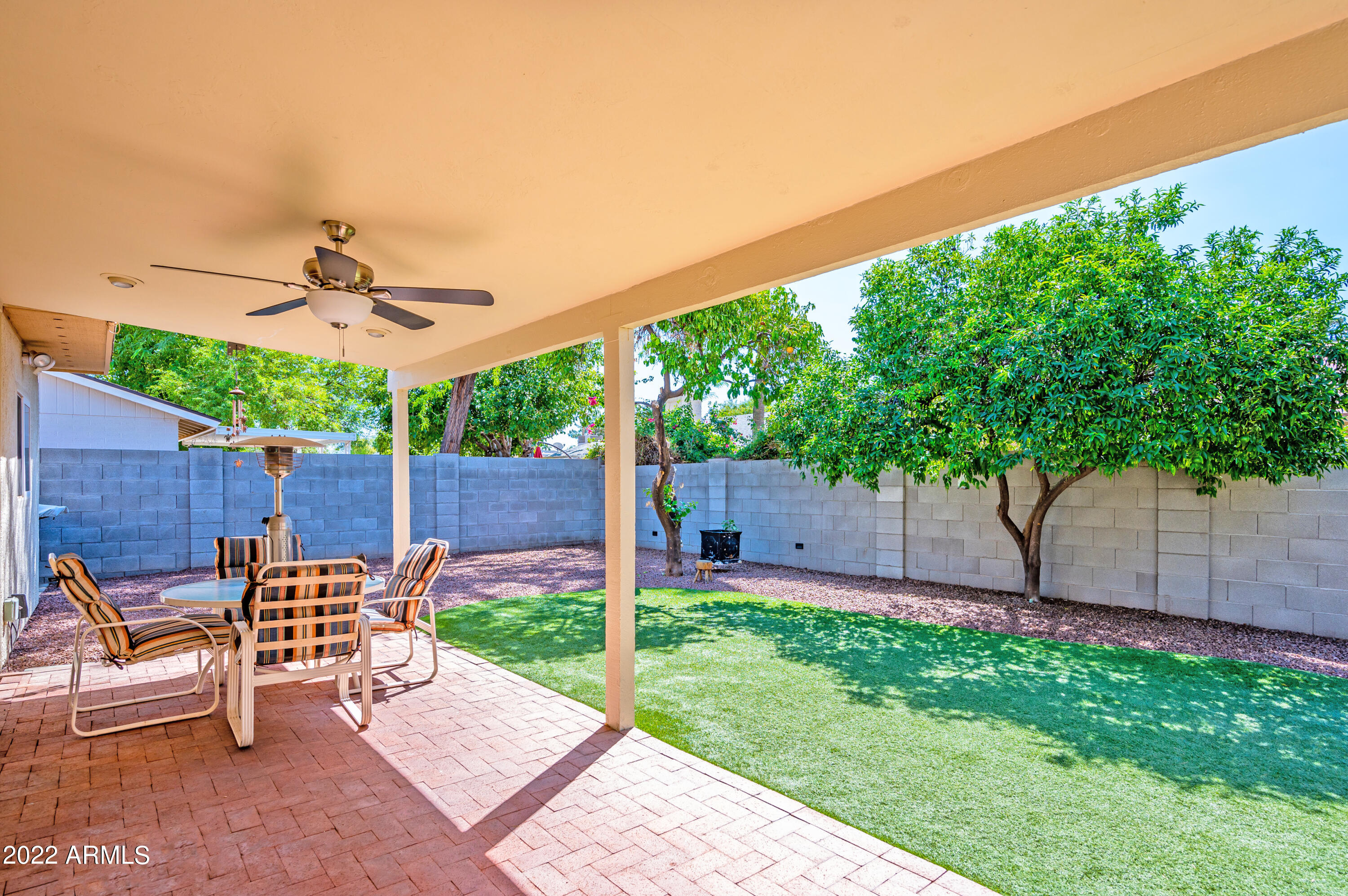 3843 E Dahlia Drive