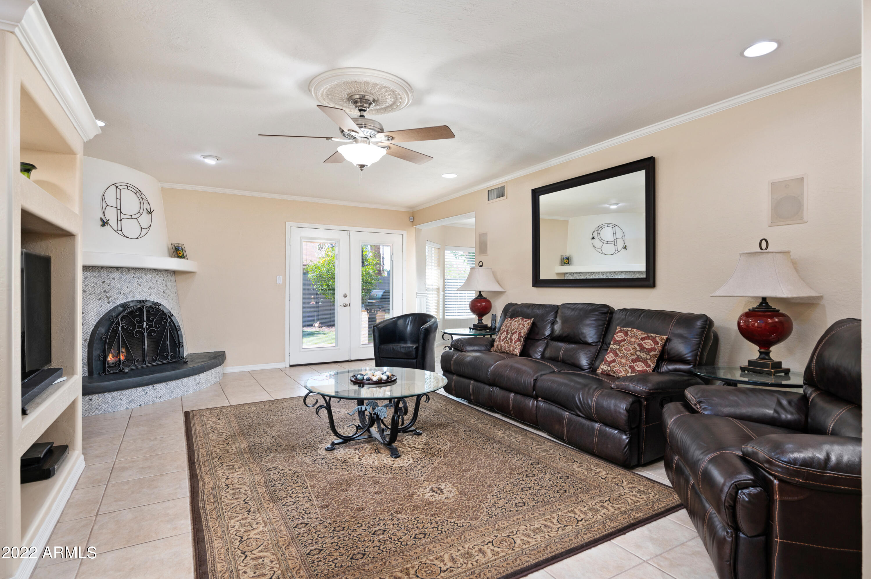 3843 E Dahlia Drive