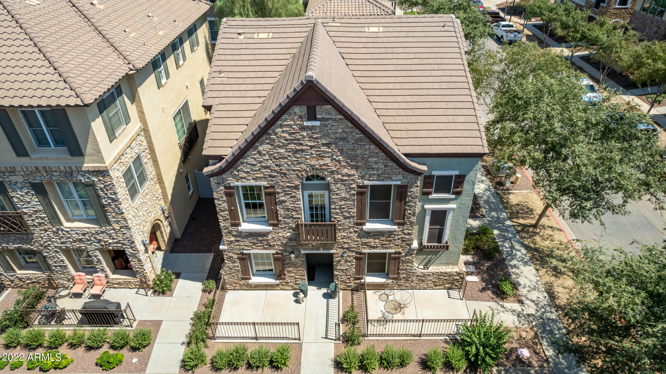 2636 S BAHAMA Drive