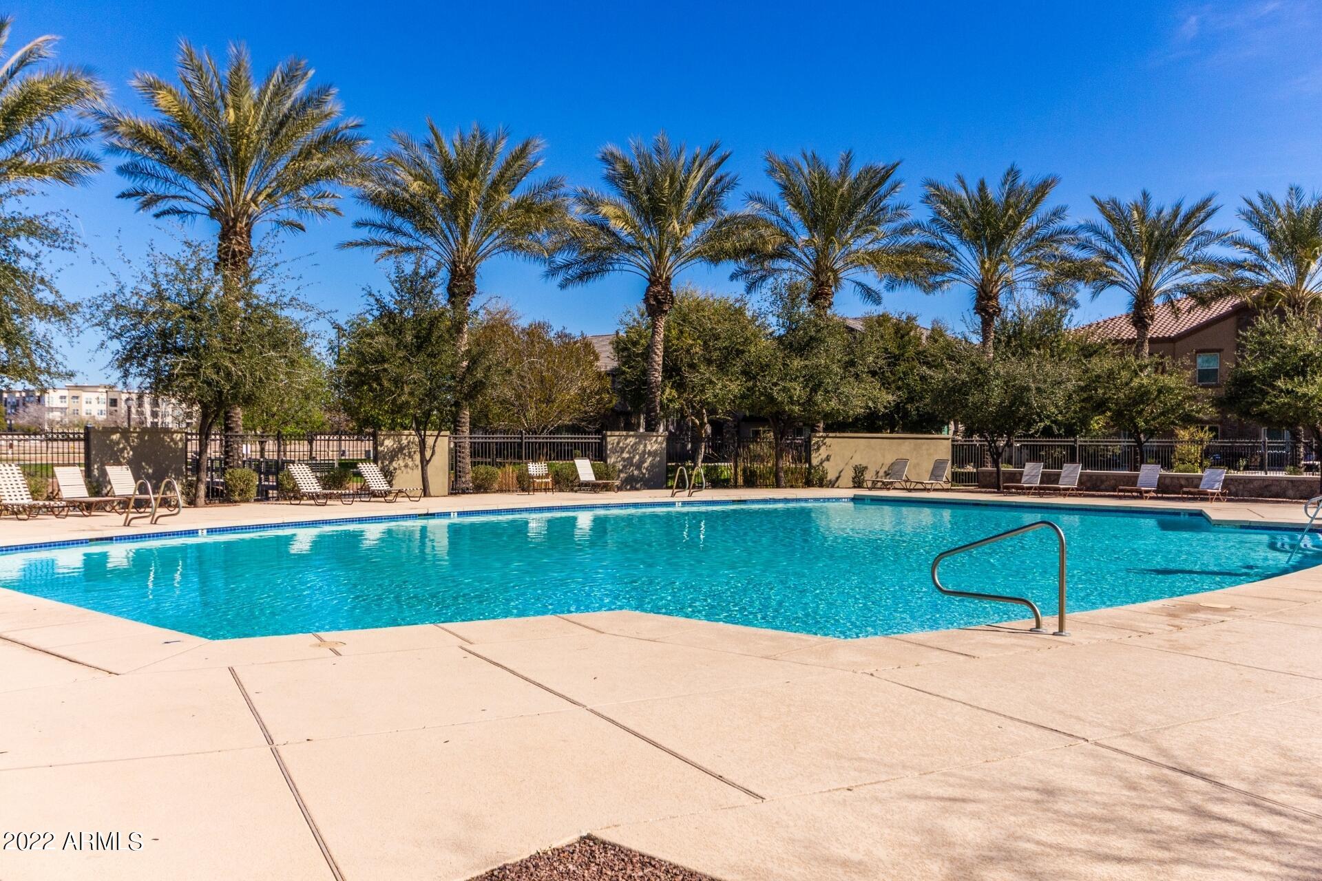 2636 S BAHAMA Drive