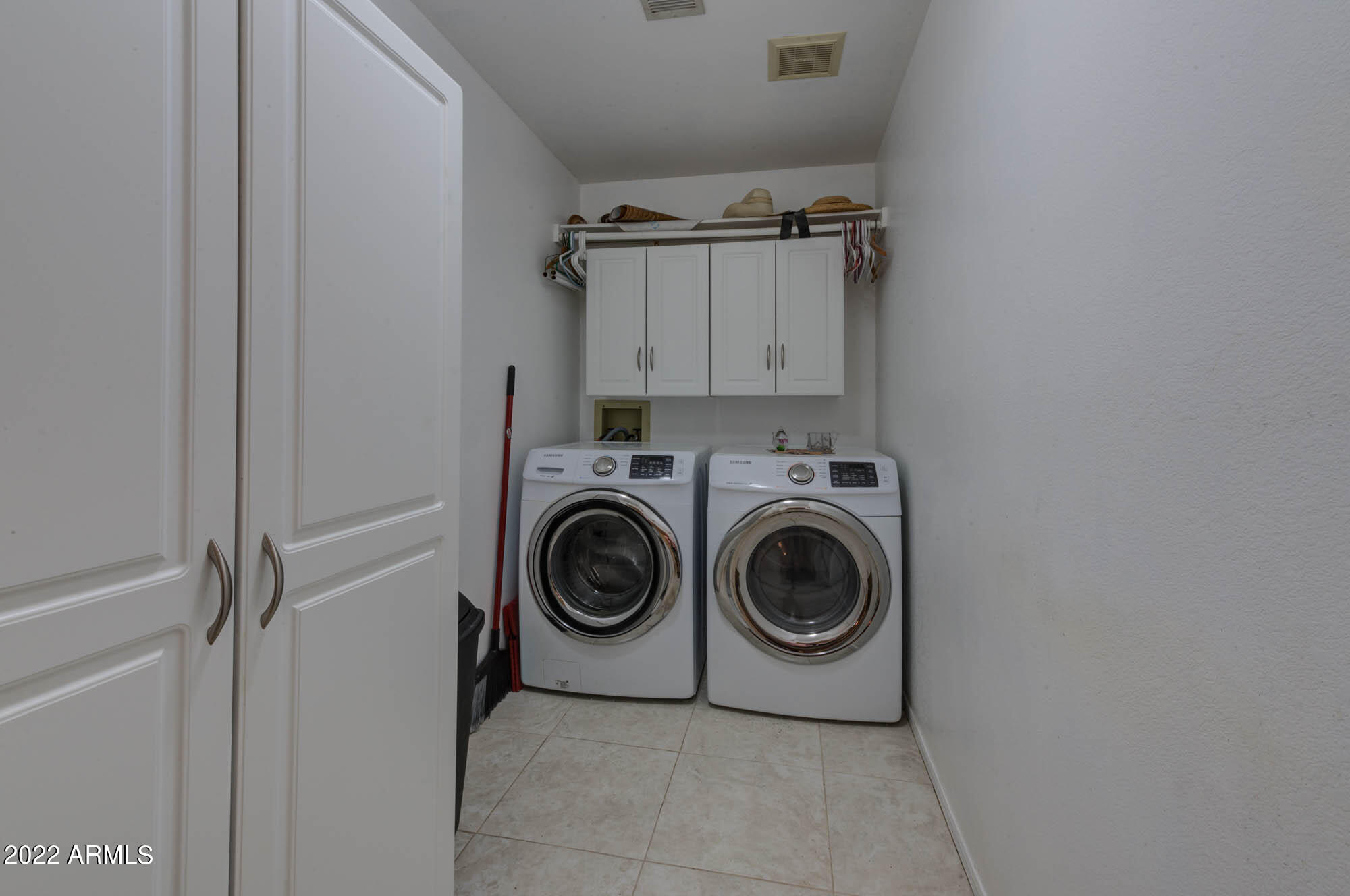 1315 N Rowen --