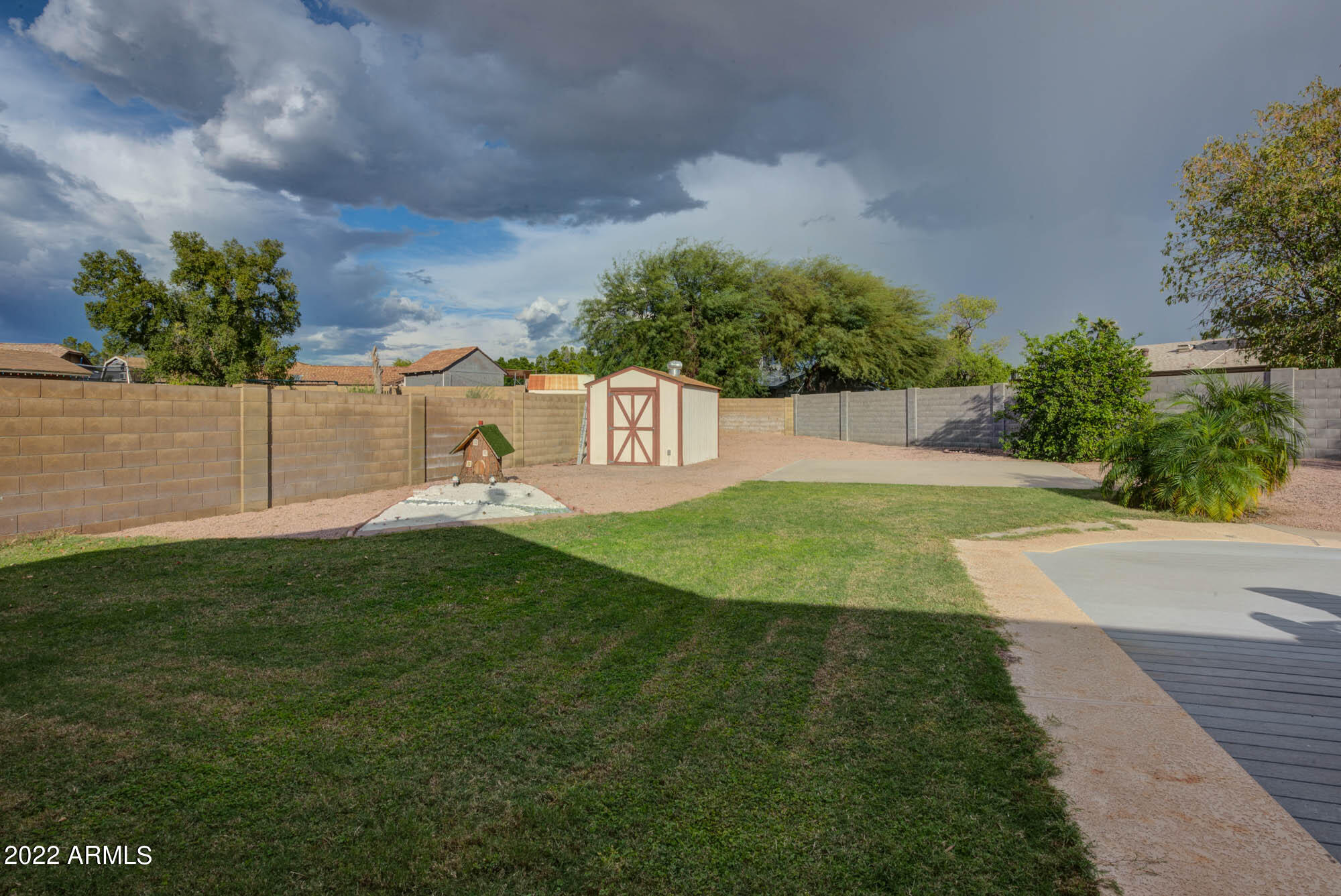 1315 N Rowen --