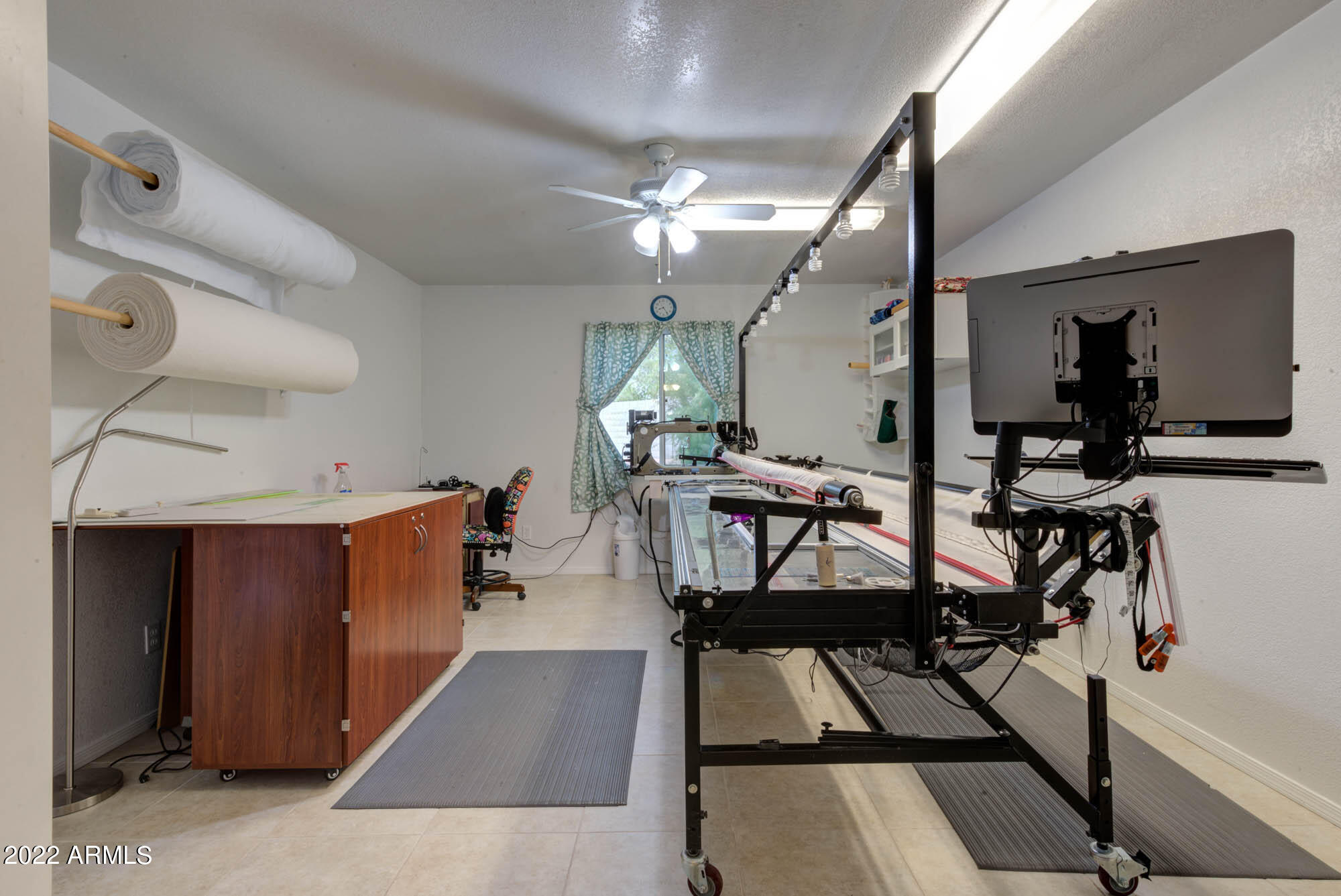 1315 N Rowen --
