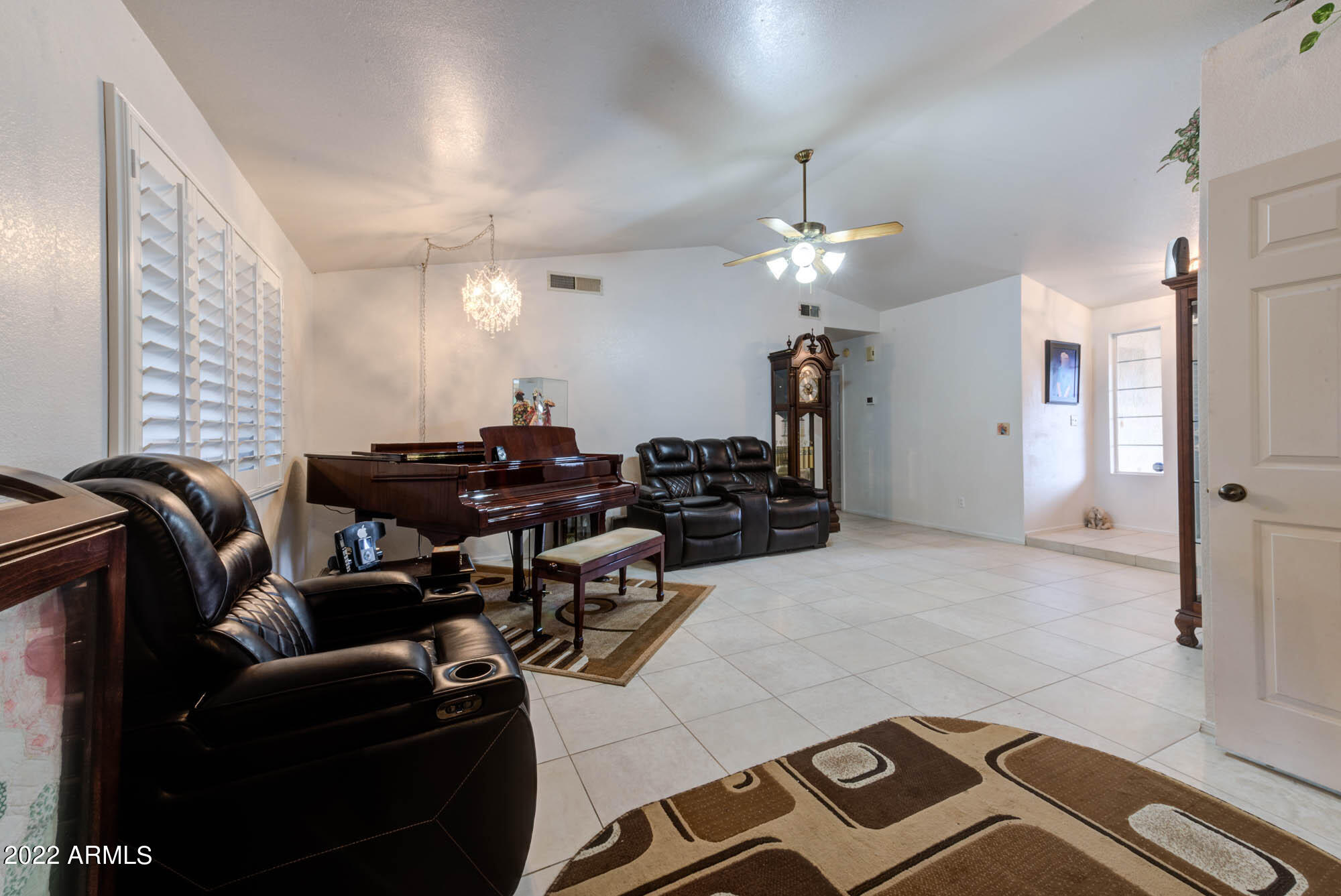 1315 N Rowen --