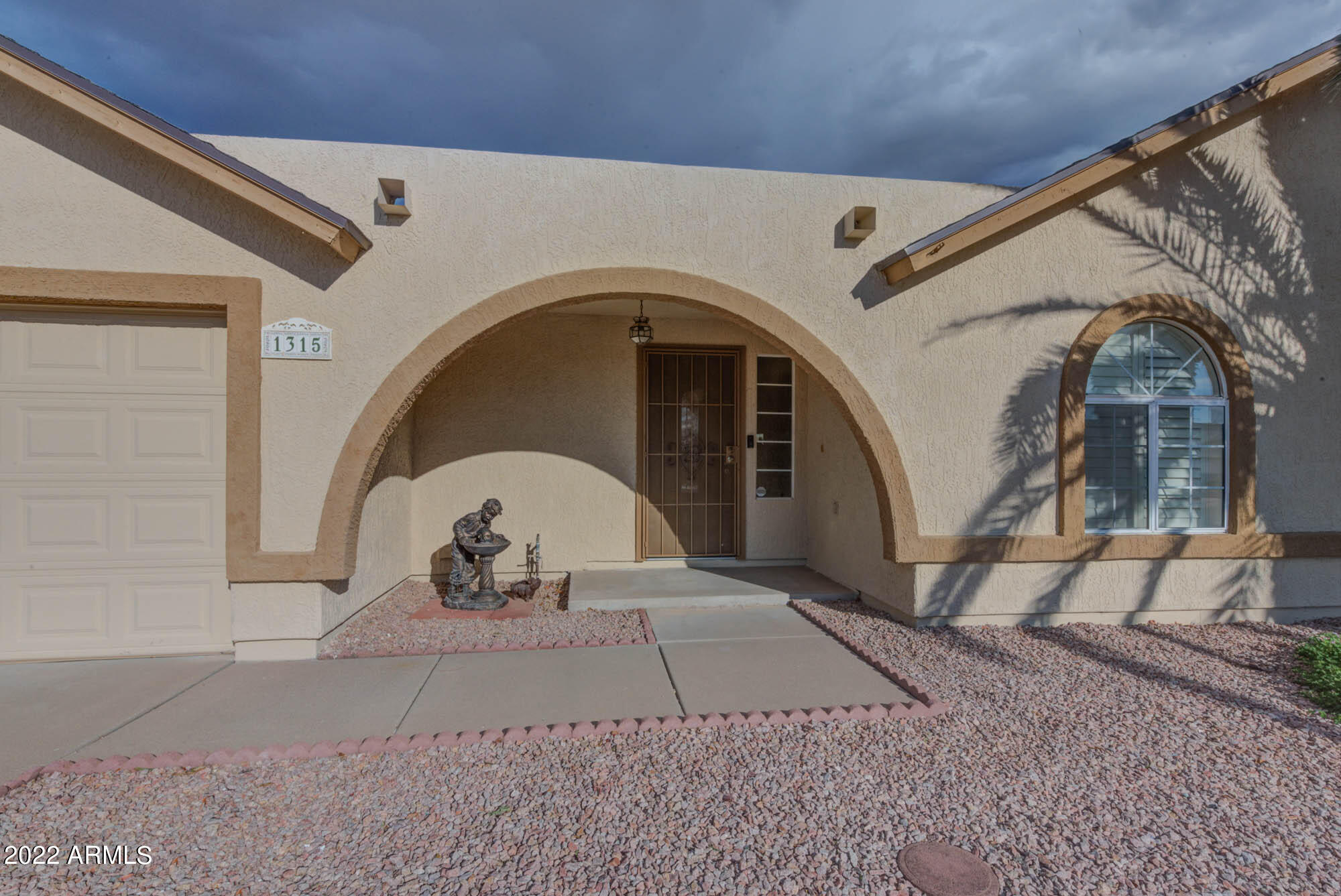 1315 N Rowen --