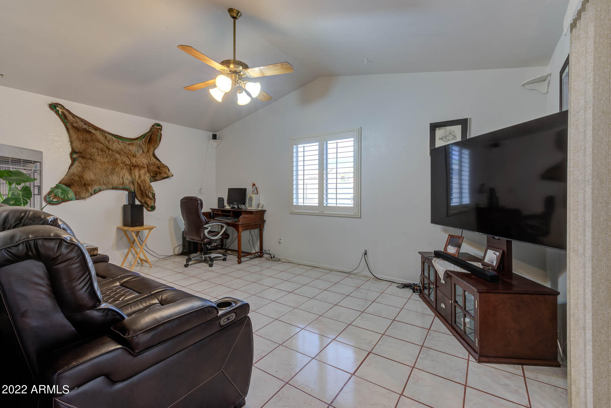 1315 N Rowen --