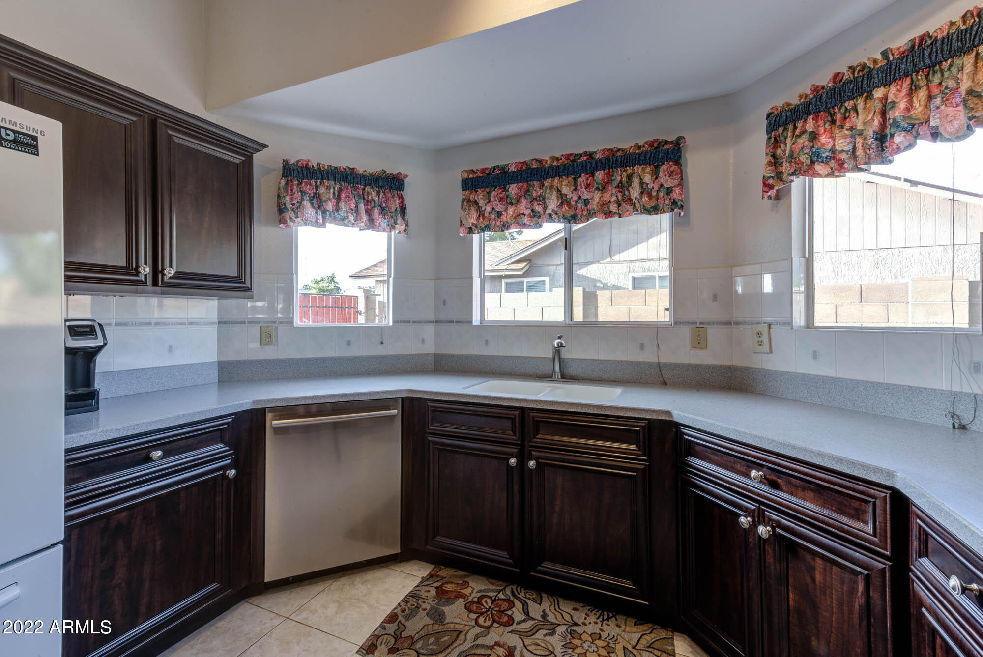 1315 N Rowen --