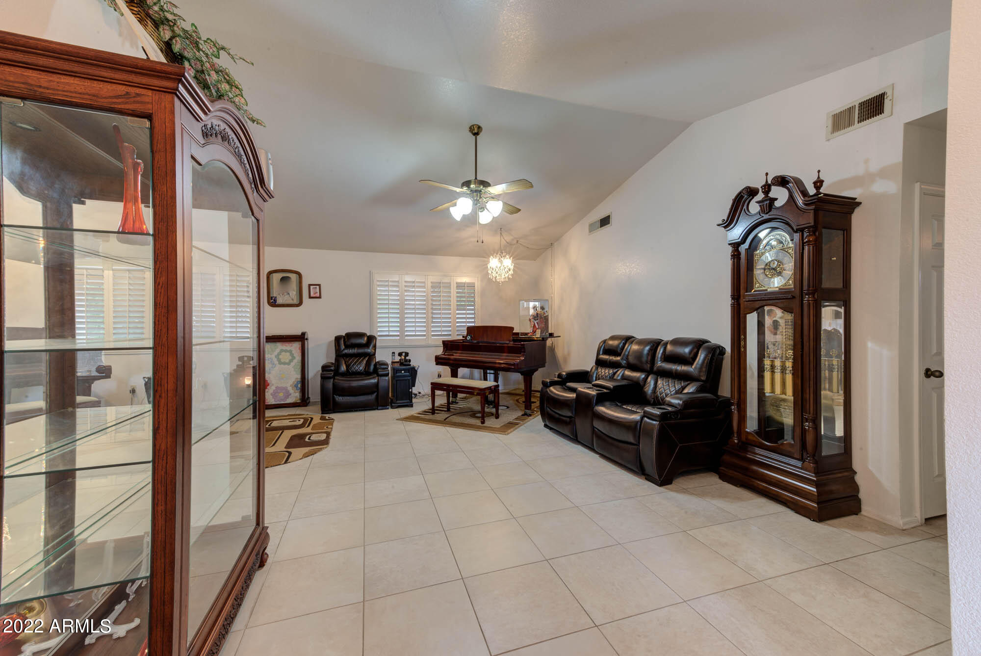 1315 N Rowen --