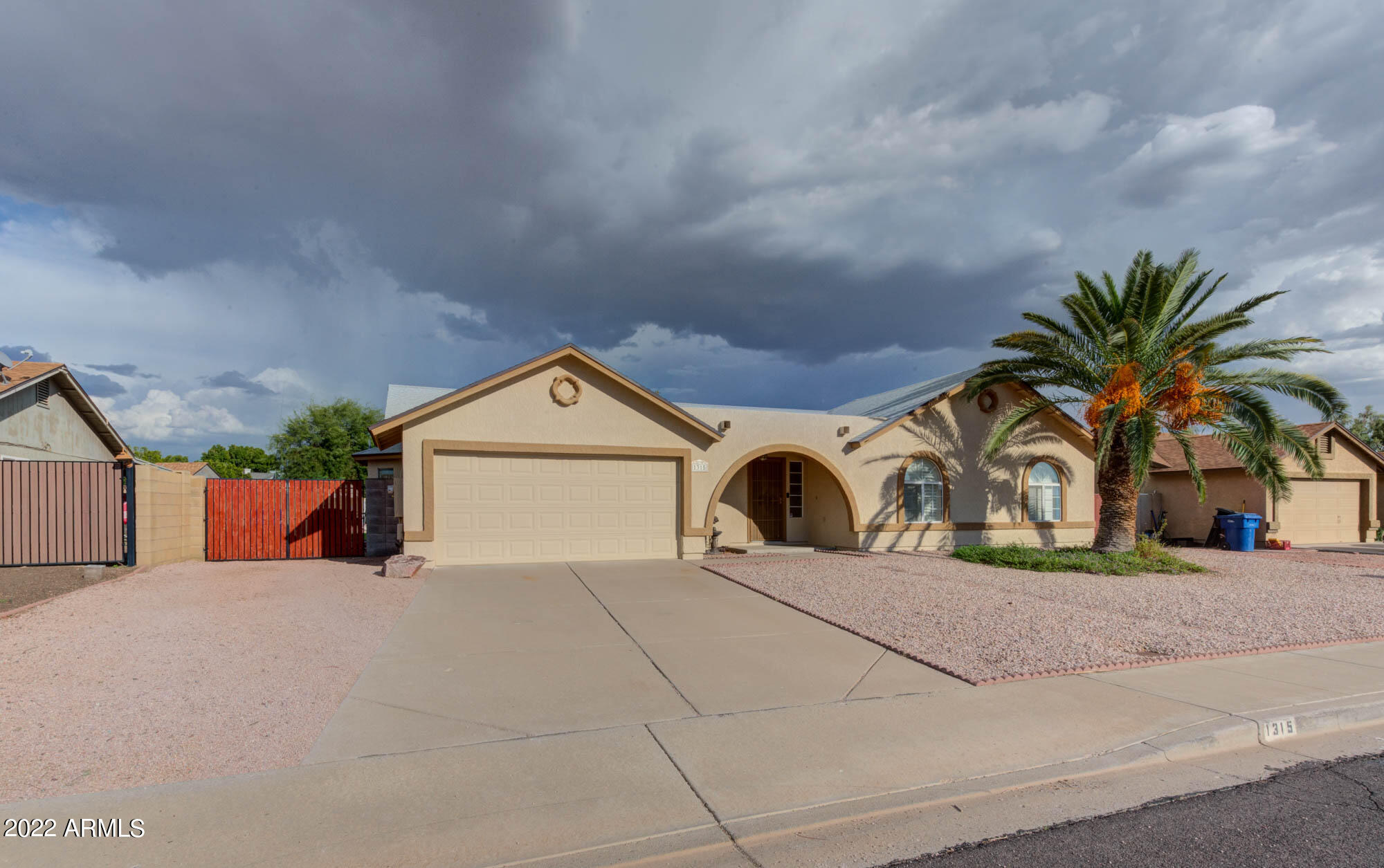 1315 N Rowen --
