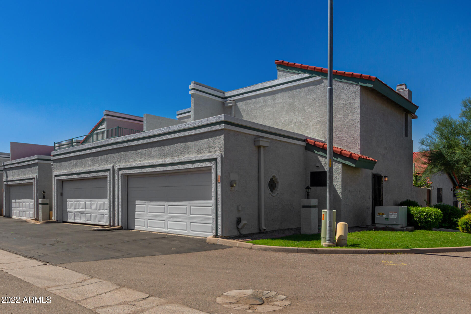 8744 N 67TH Drive