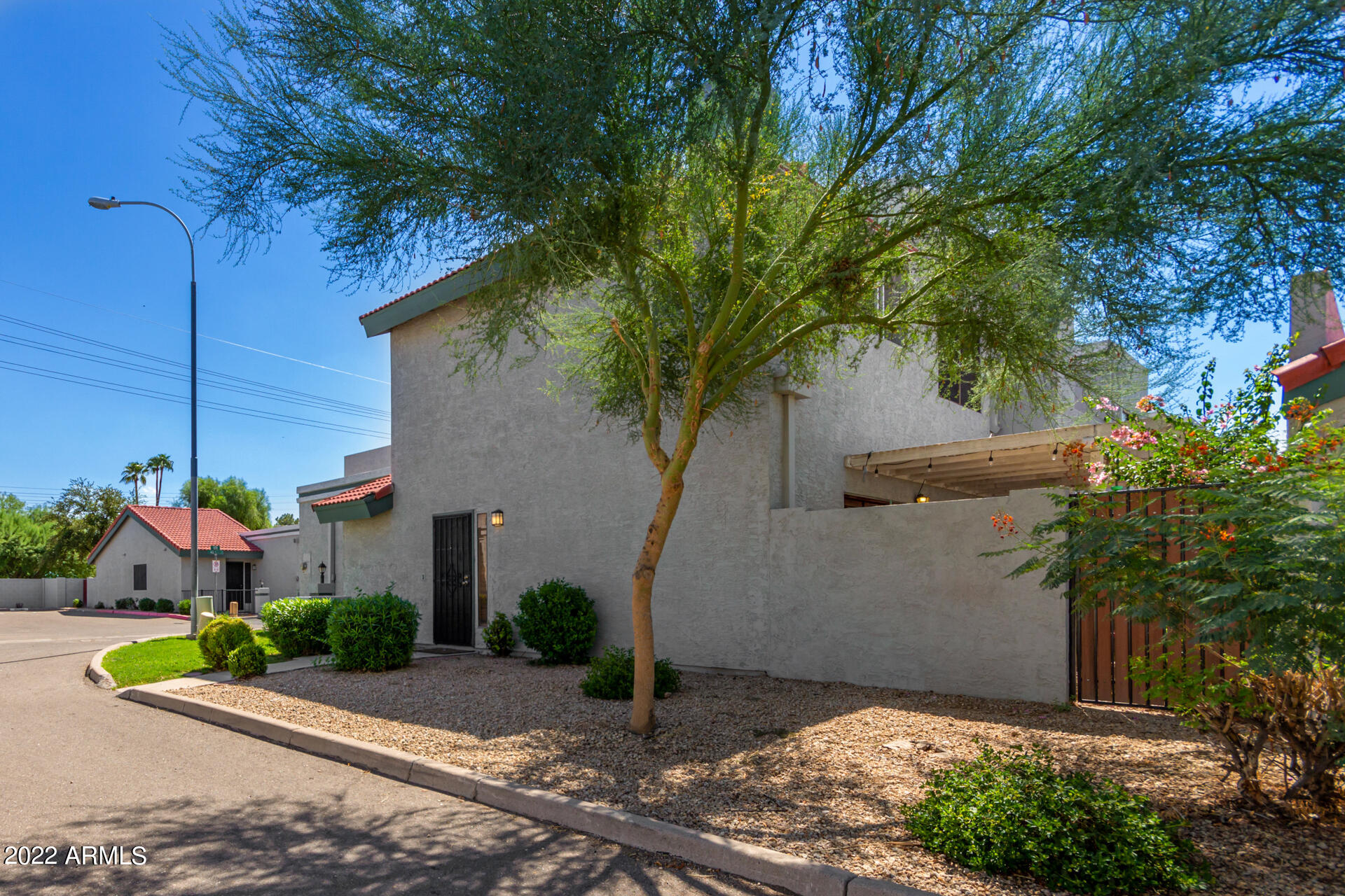 8744 N 67TH Drive