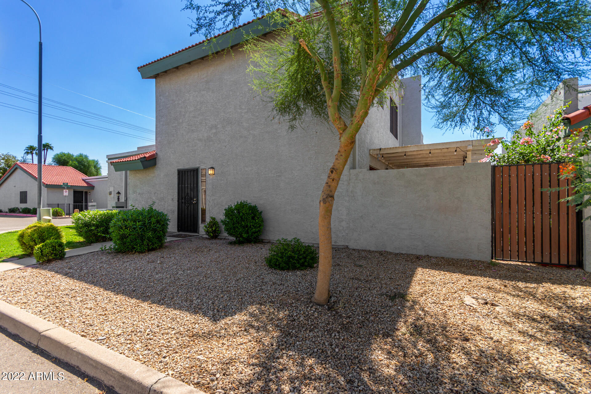8744 N 67TH Drive
