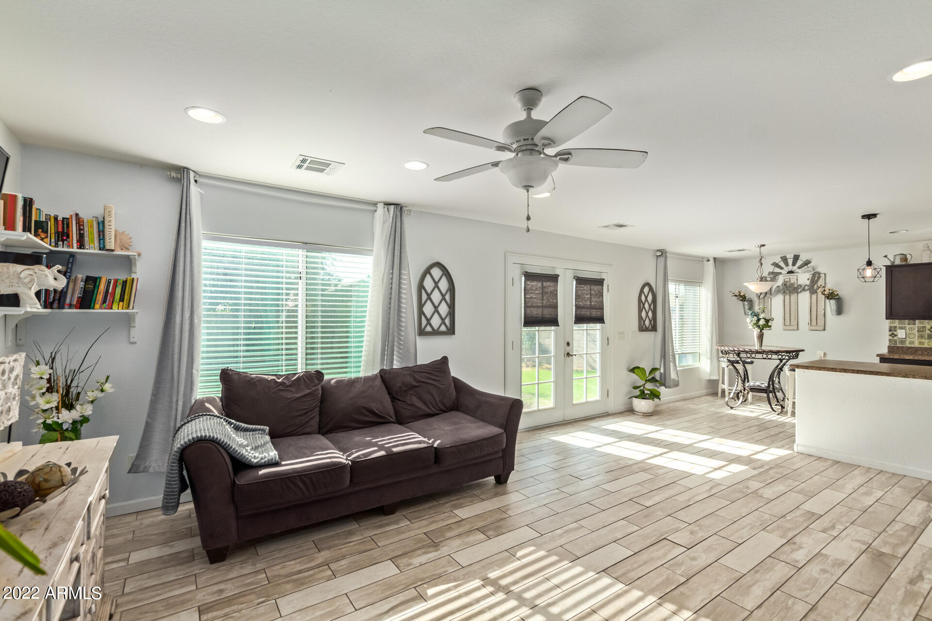 5650 S 10th Drive