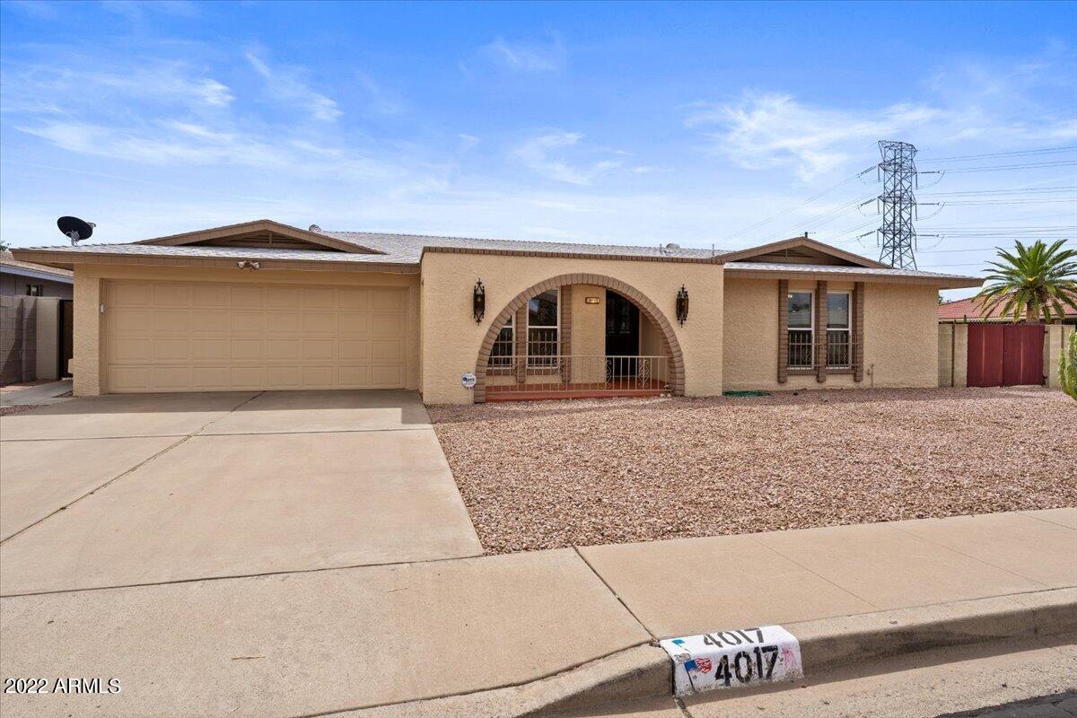 4017 E CRESCENT Avenue