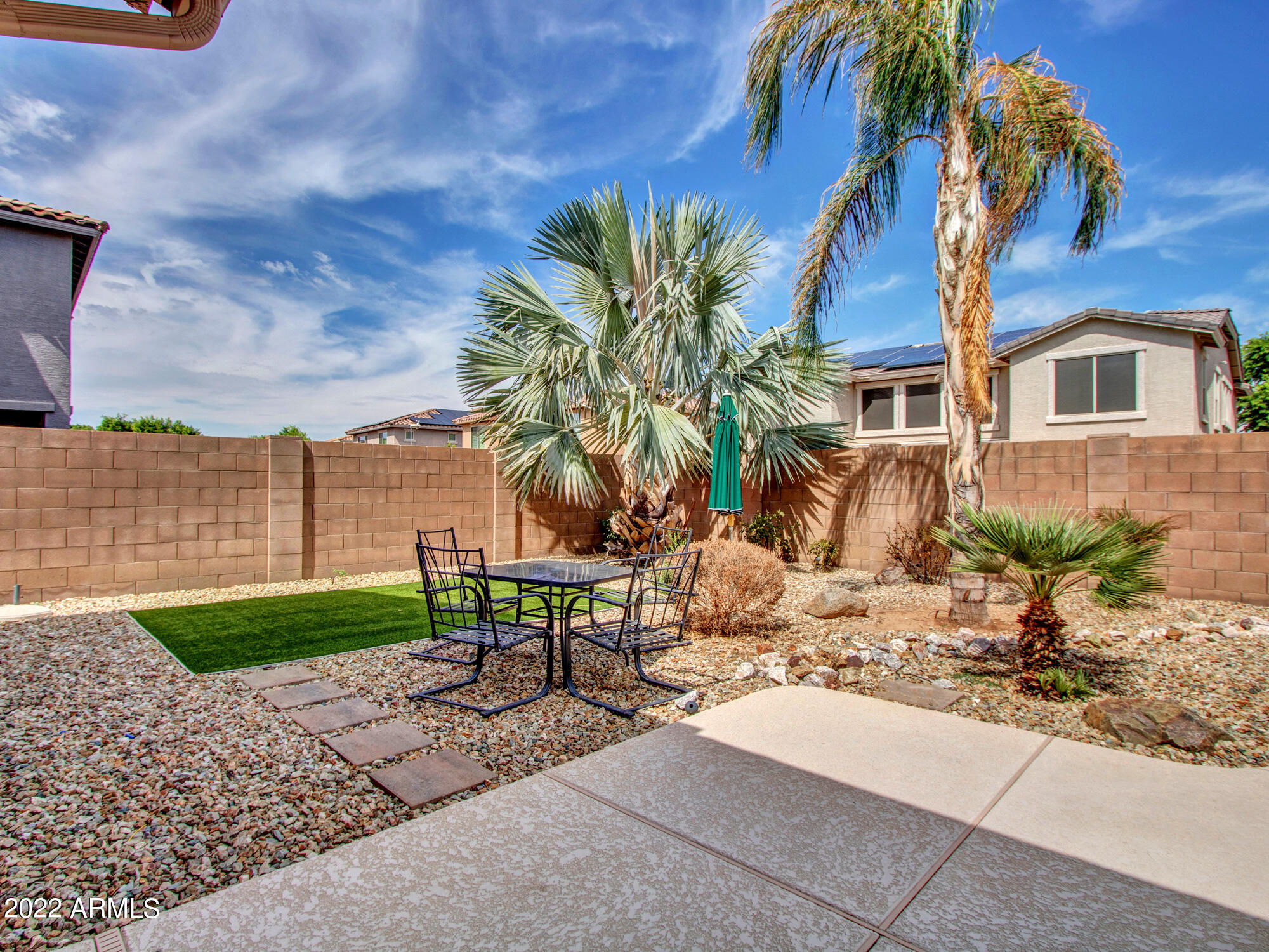 15620 W CAMERON Drive