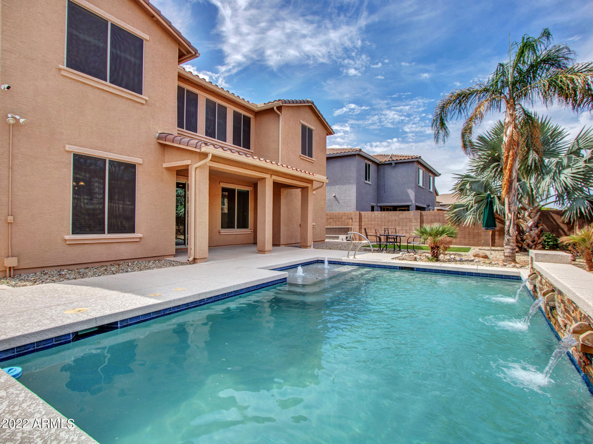 15620 W CAMERON Drive