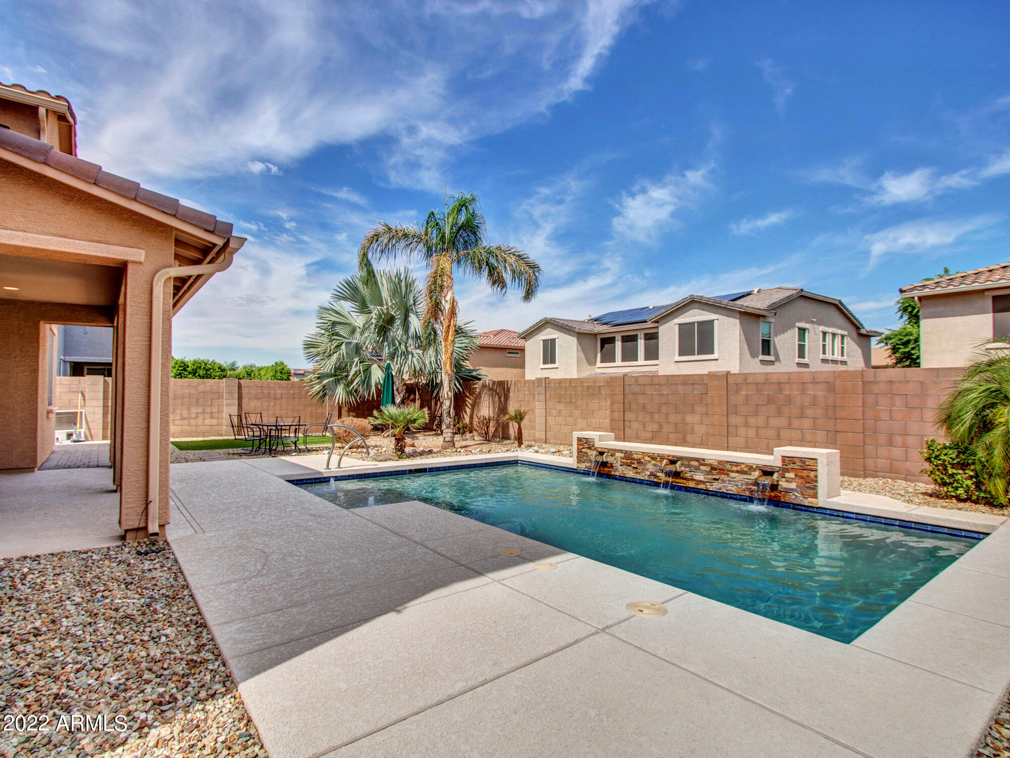 15620 W CAMERON Drive