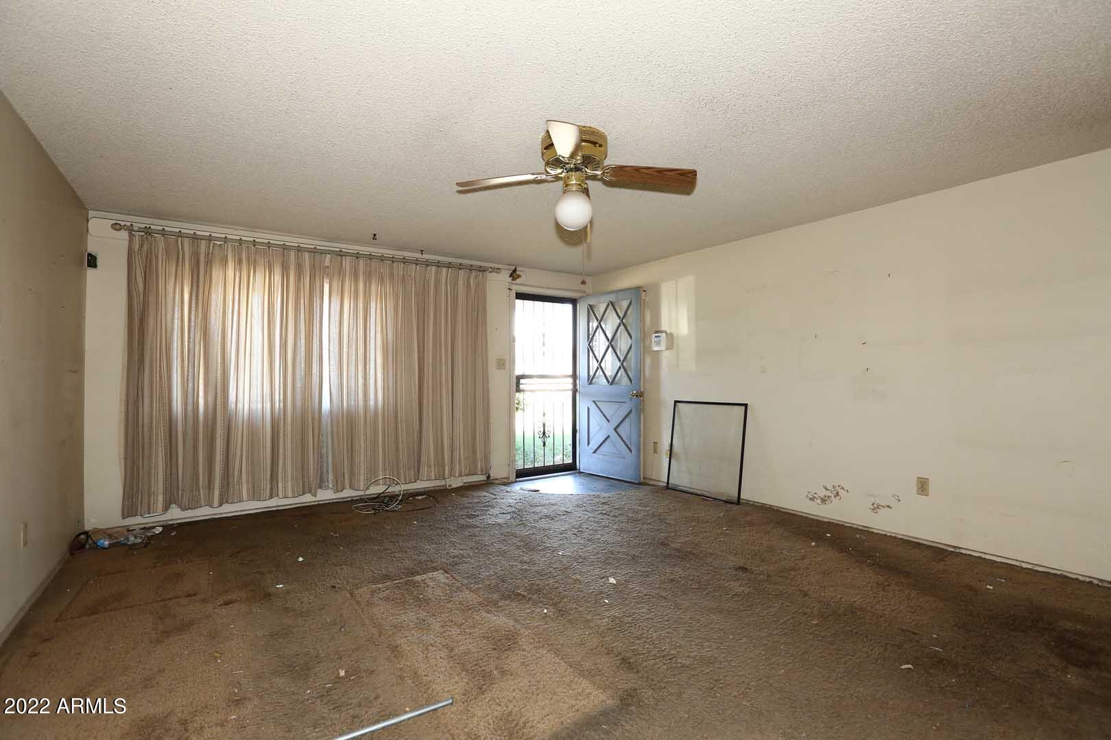 6537 W PALM Lane