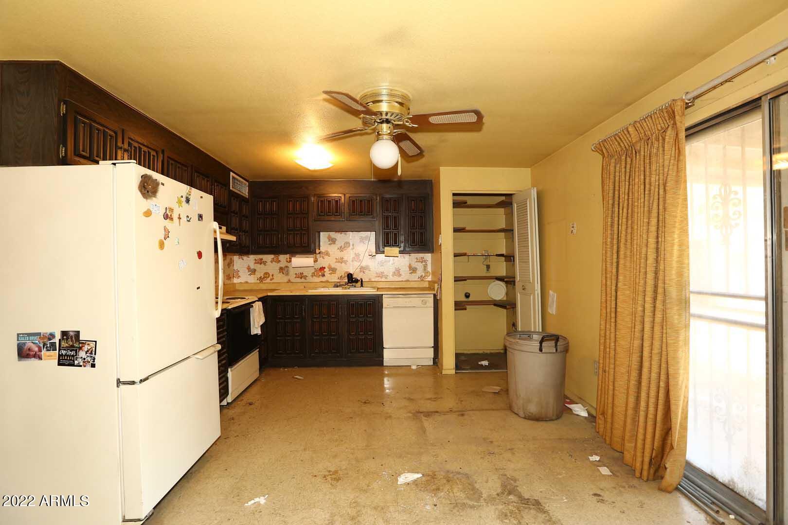 6537 W PALM Lane
