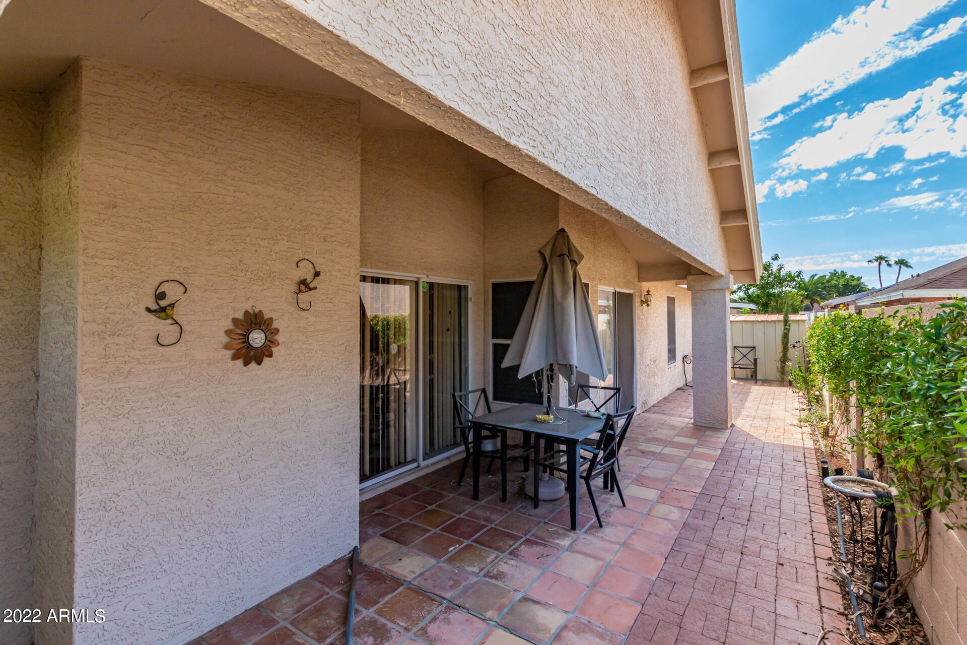 930 E ANNETTE Drive