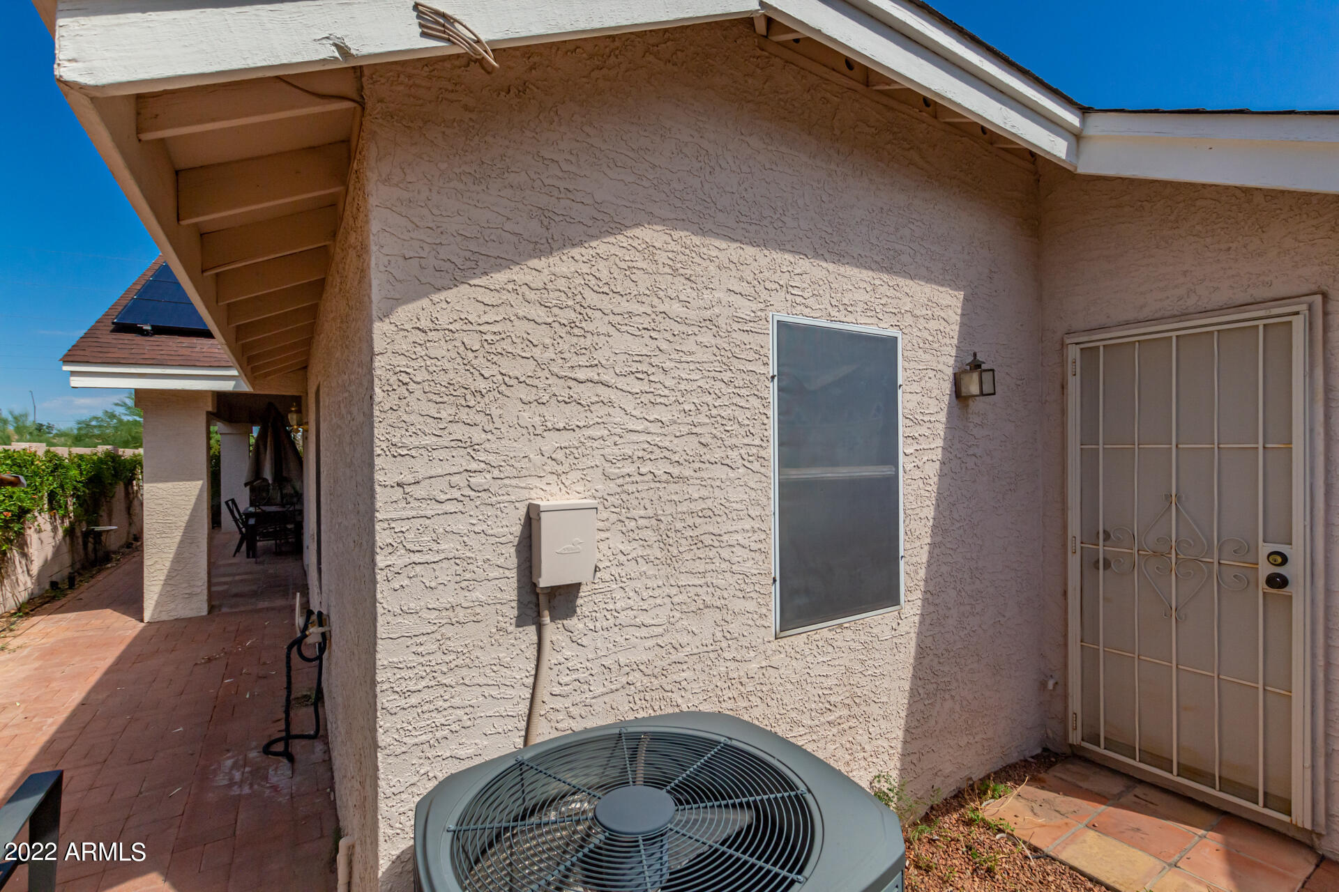 930 E ANNETTE Drive