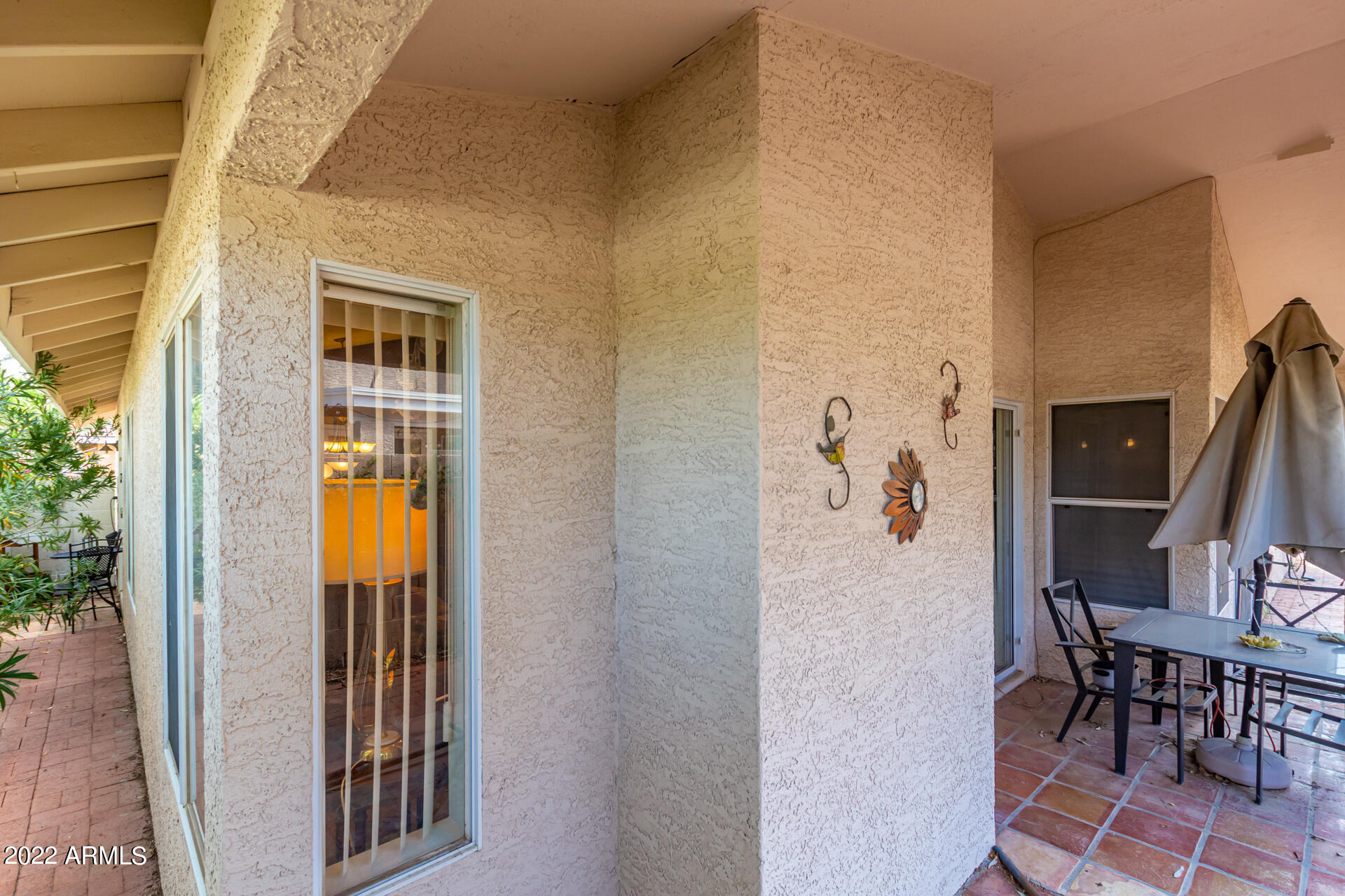 930 E ANNETTE Drive