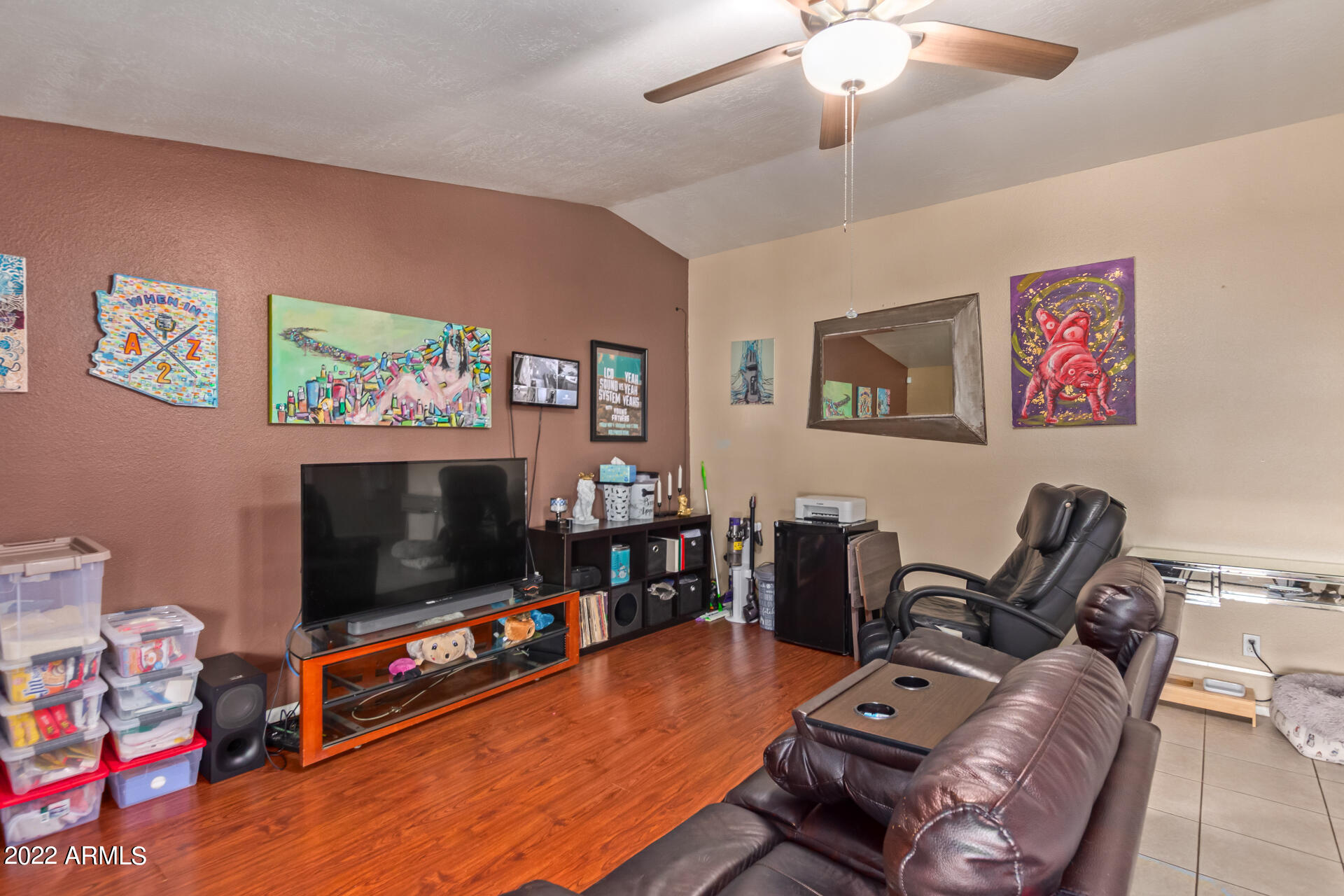 8042 W ELM Street