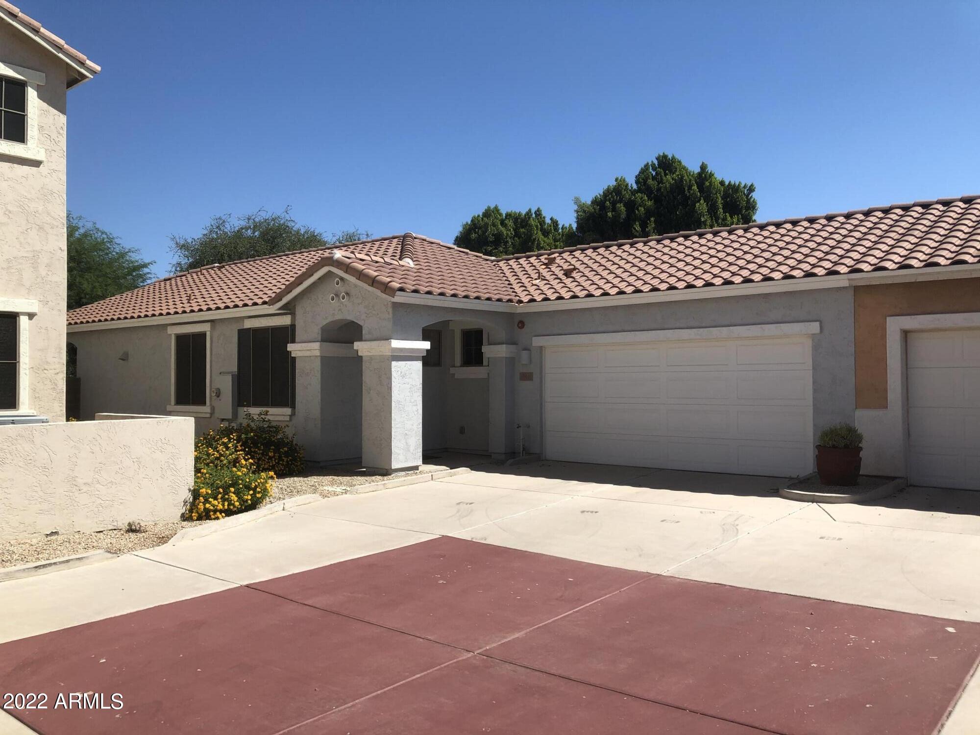 941 S COLONIAL Drive