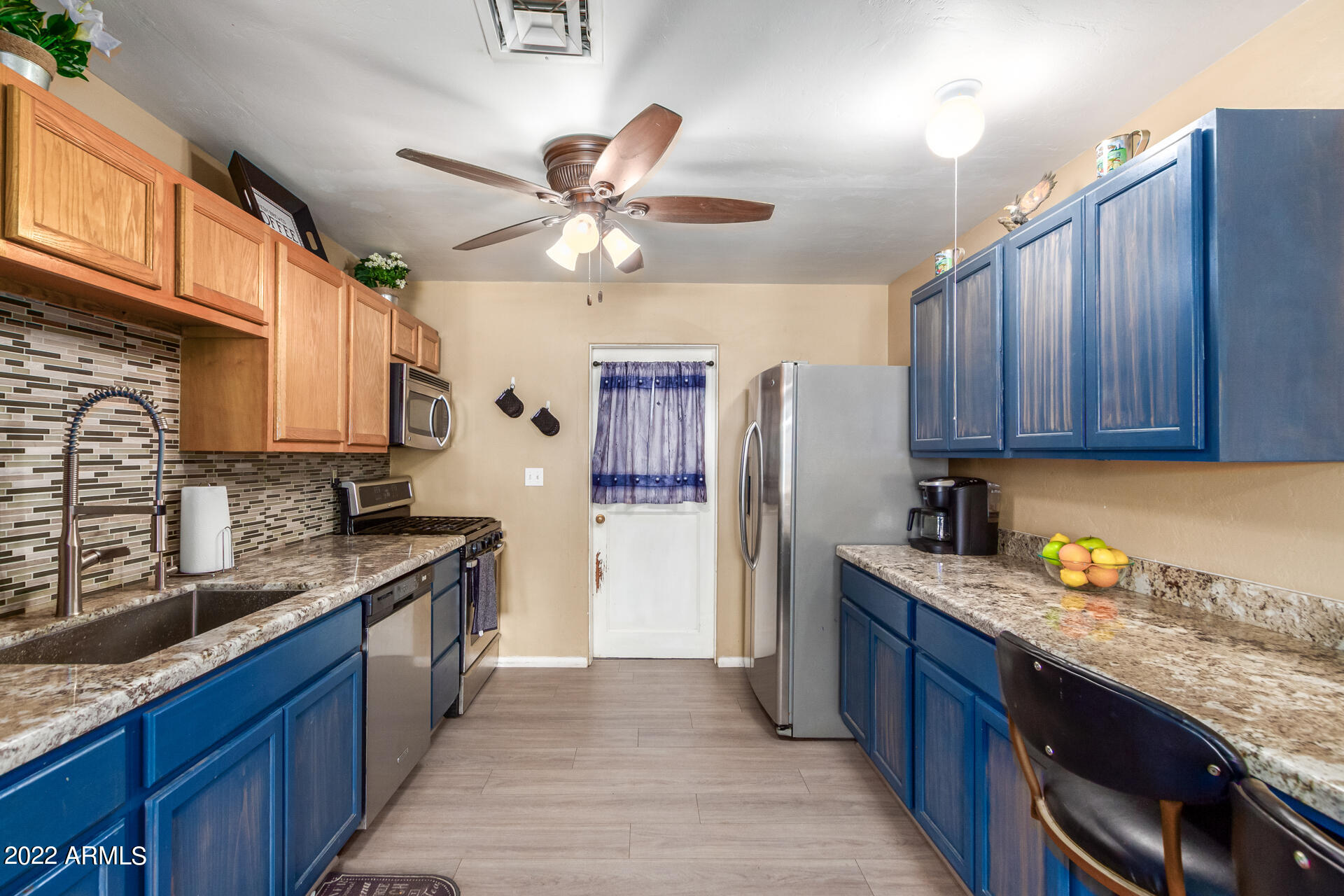 410 N 98TH Street